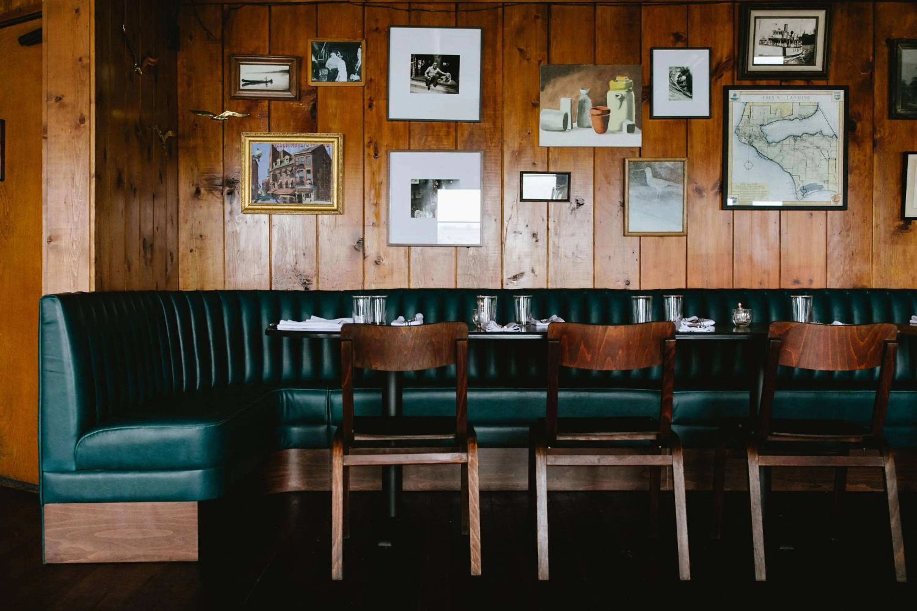 Restaurant/places to eat in Captain Whidbey