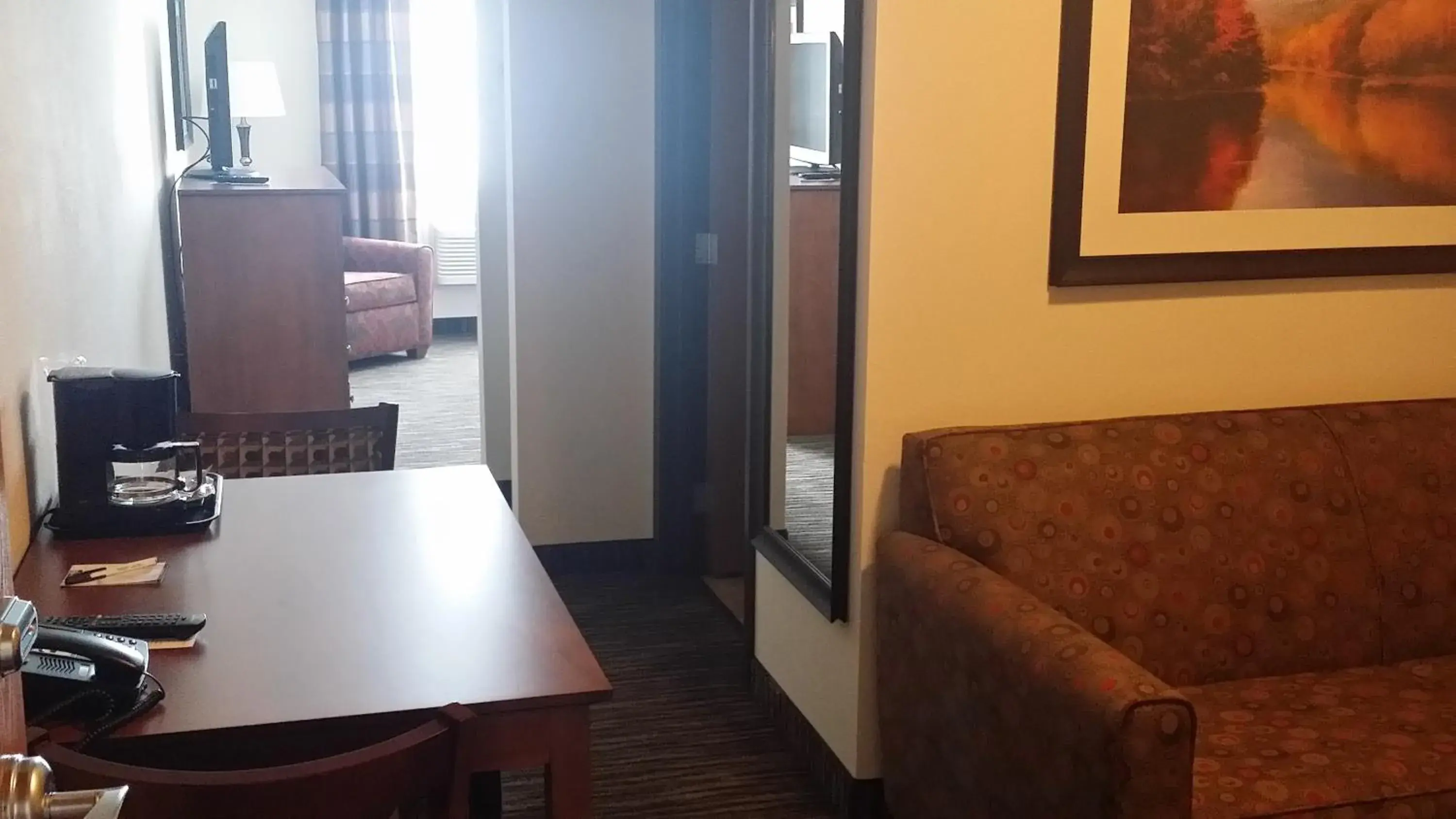 Standard Suite in American Inn & Suites Standard Suite in American Inn & Suites