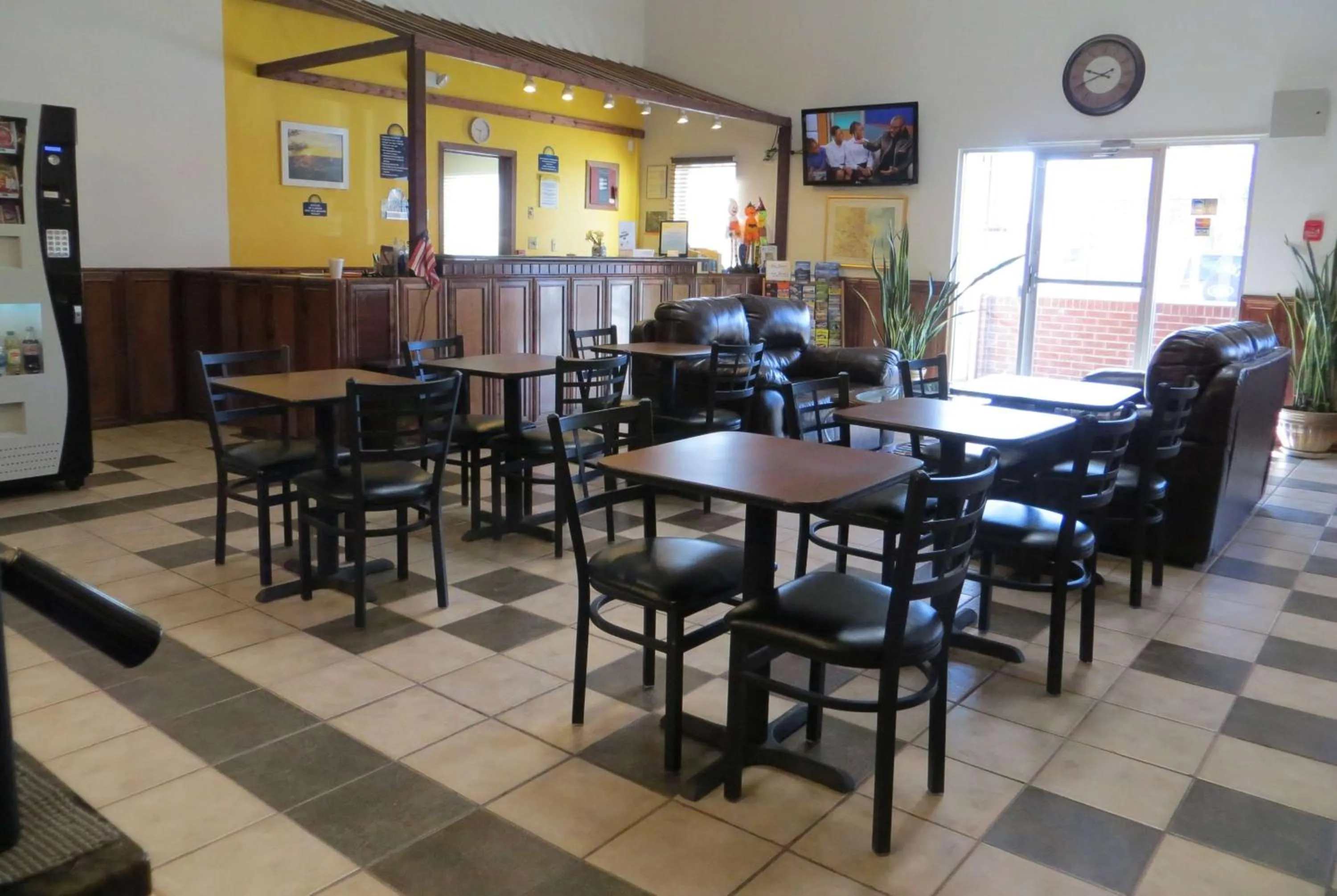 Restaurant/places to eat in Days Inn by Wyndham Alamosa