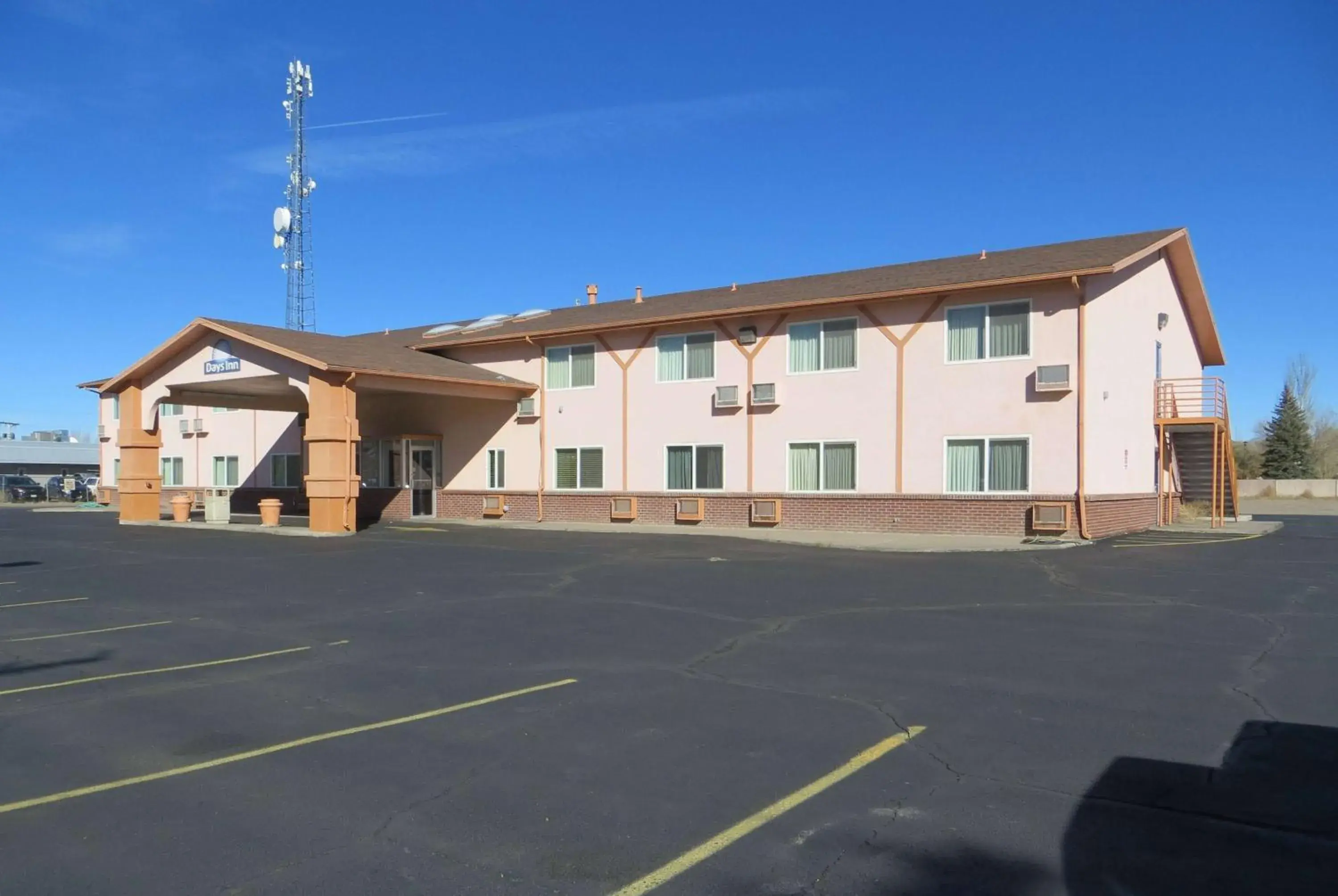 Property building in Days Inn by Wyndham Alamosa Property building in Days Inn by Wyndham Alamosa
