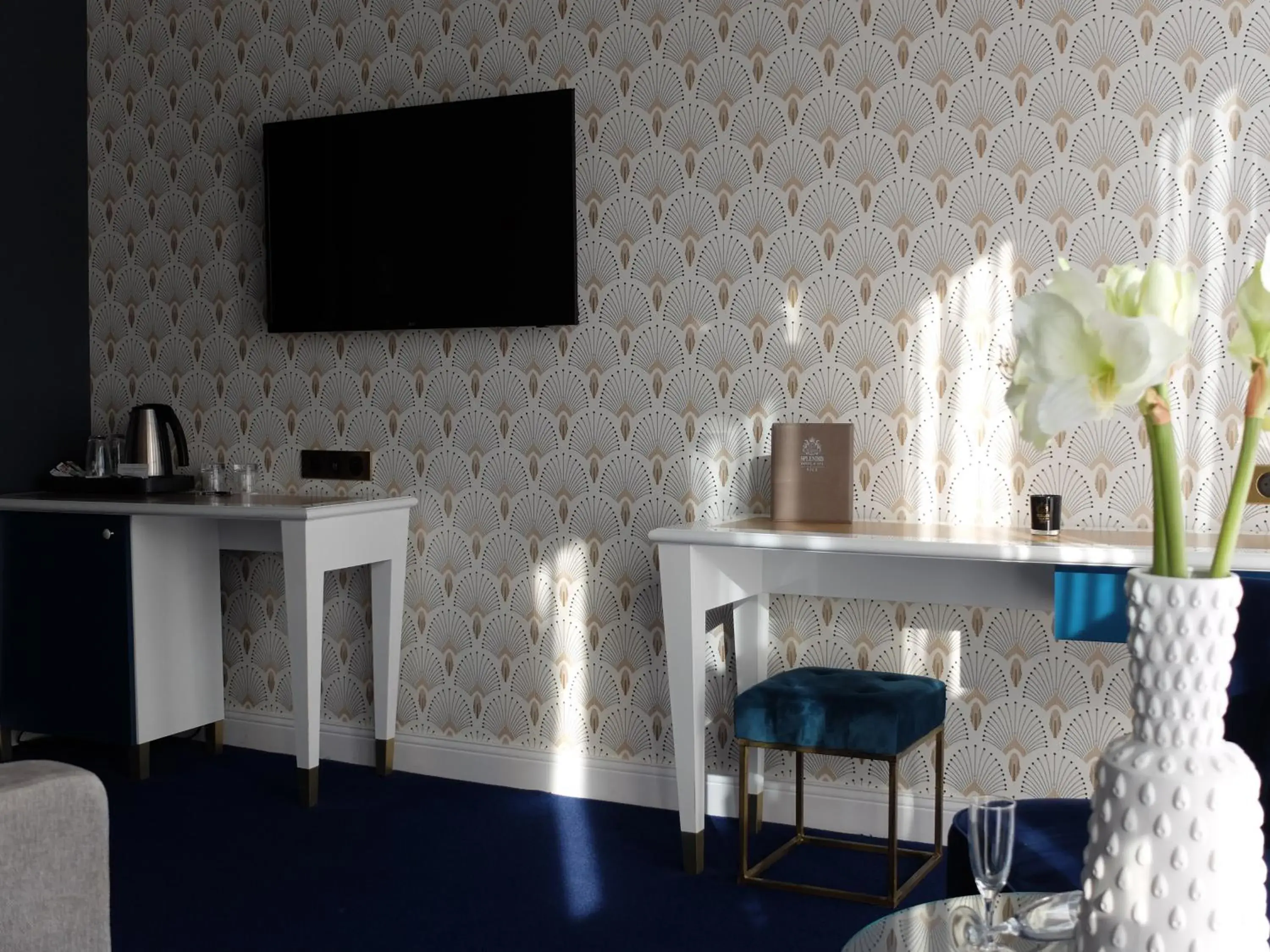 Deluxe Double Room in Splendid Hotel & Spa Nice Deluxe Double Room in Splendid Hotel & Spa Nice