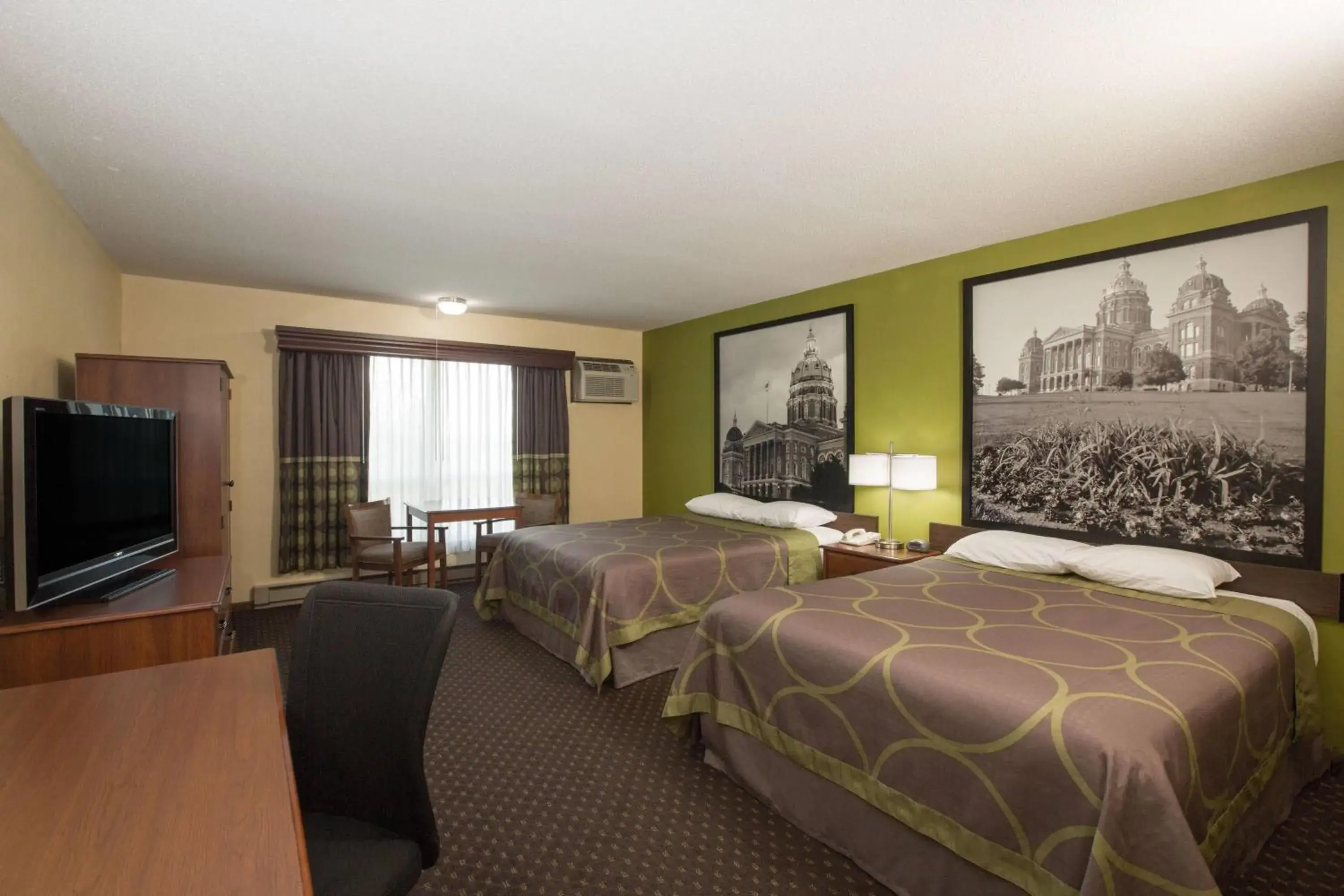 Photo of the whole room, Bed in Super 8 by Wyndham Williams Photo of the whole room, Bed in Super 8 by Wyndham Williams