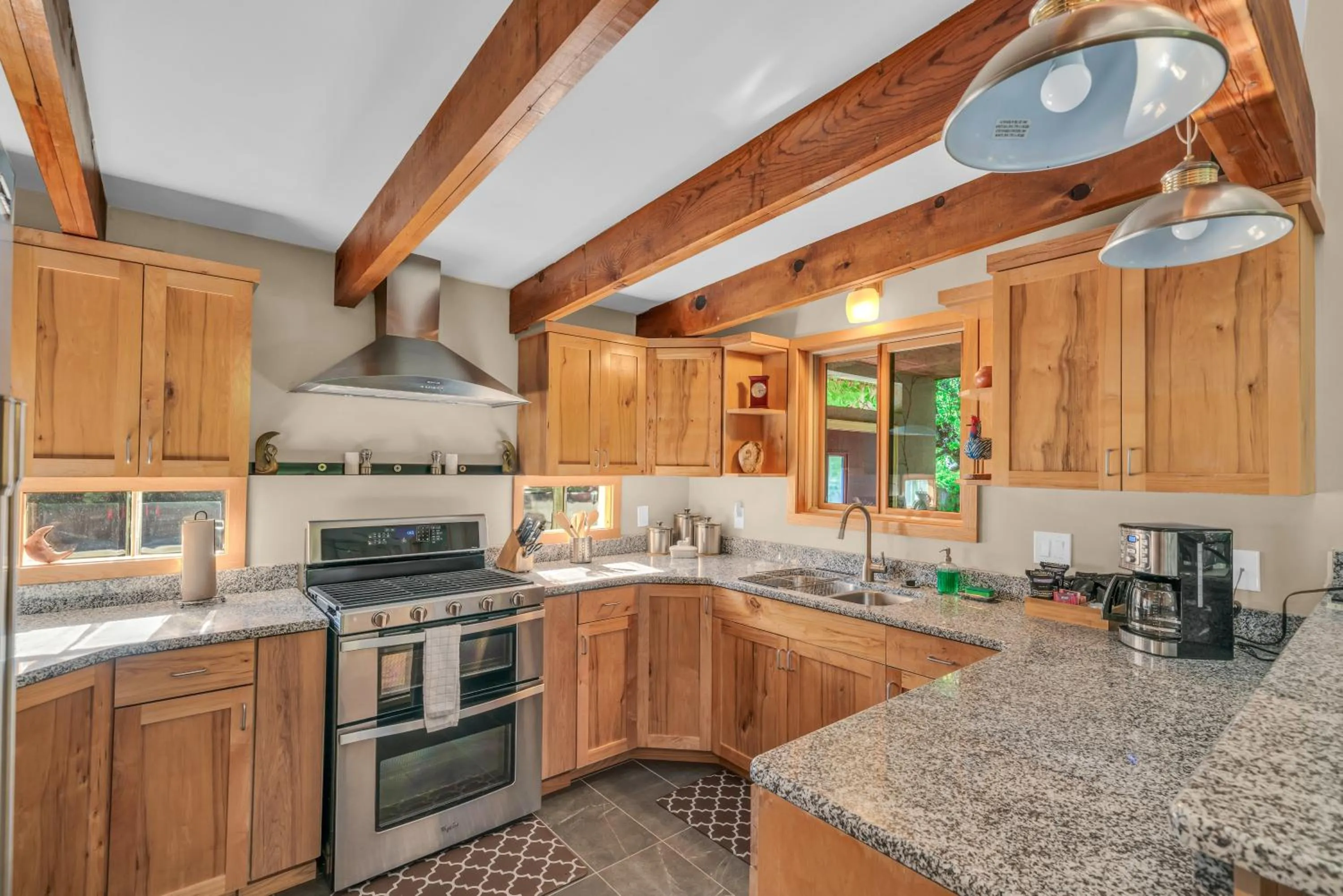 Kitchen or kitchenette in Flanigan`s Resort and Spa