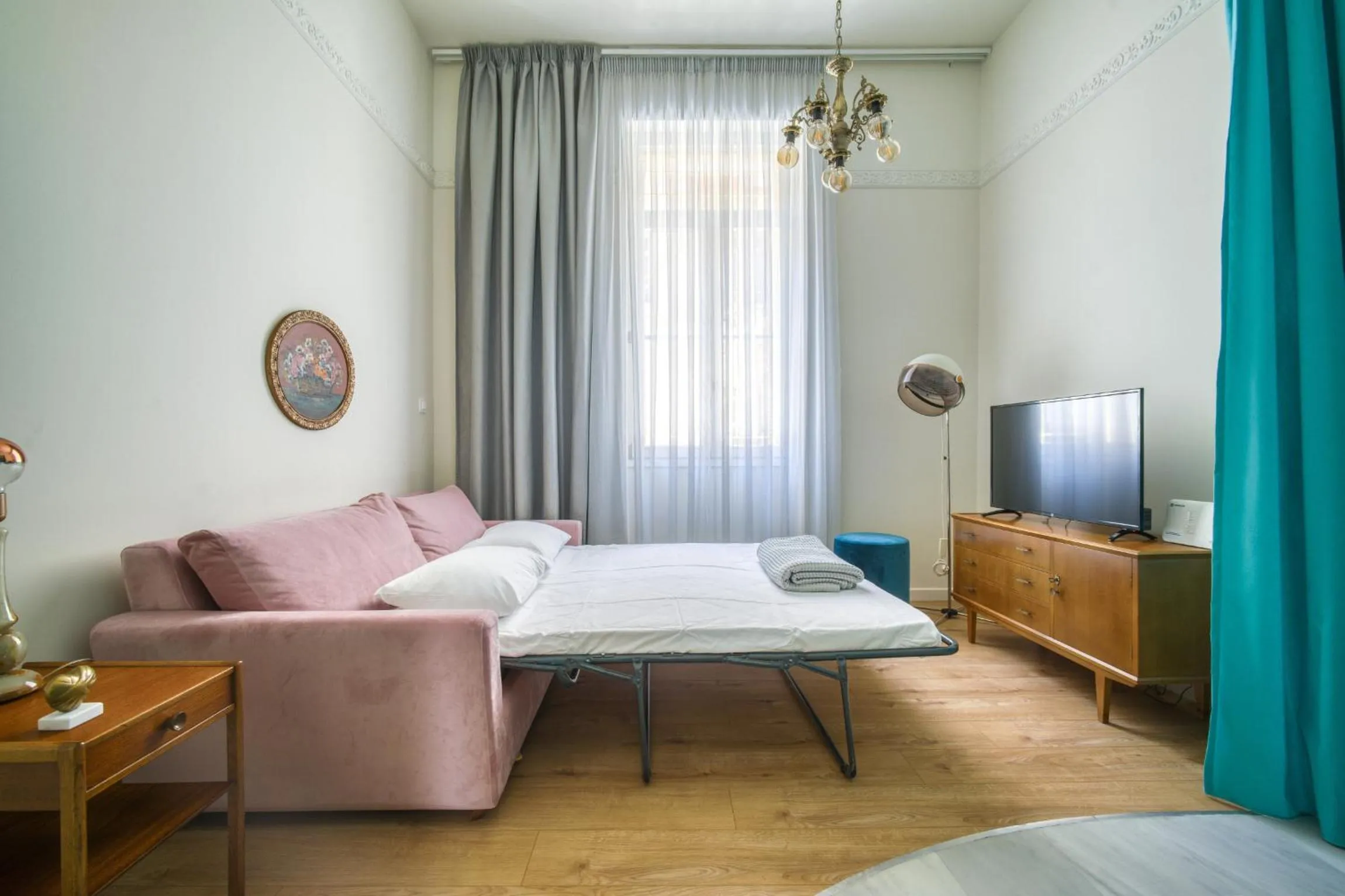 Bed in KERAMOS Athens