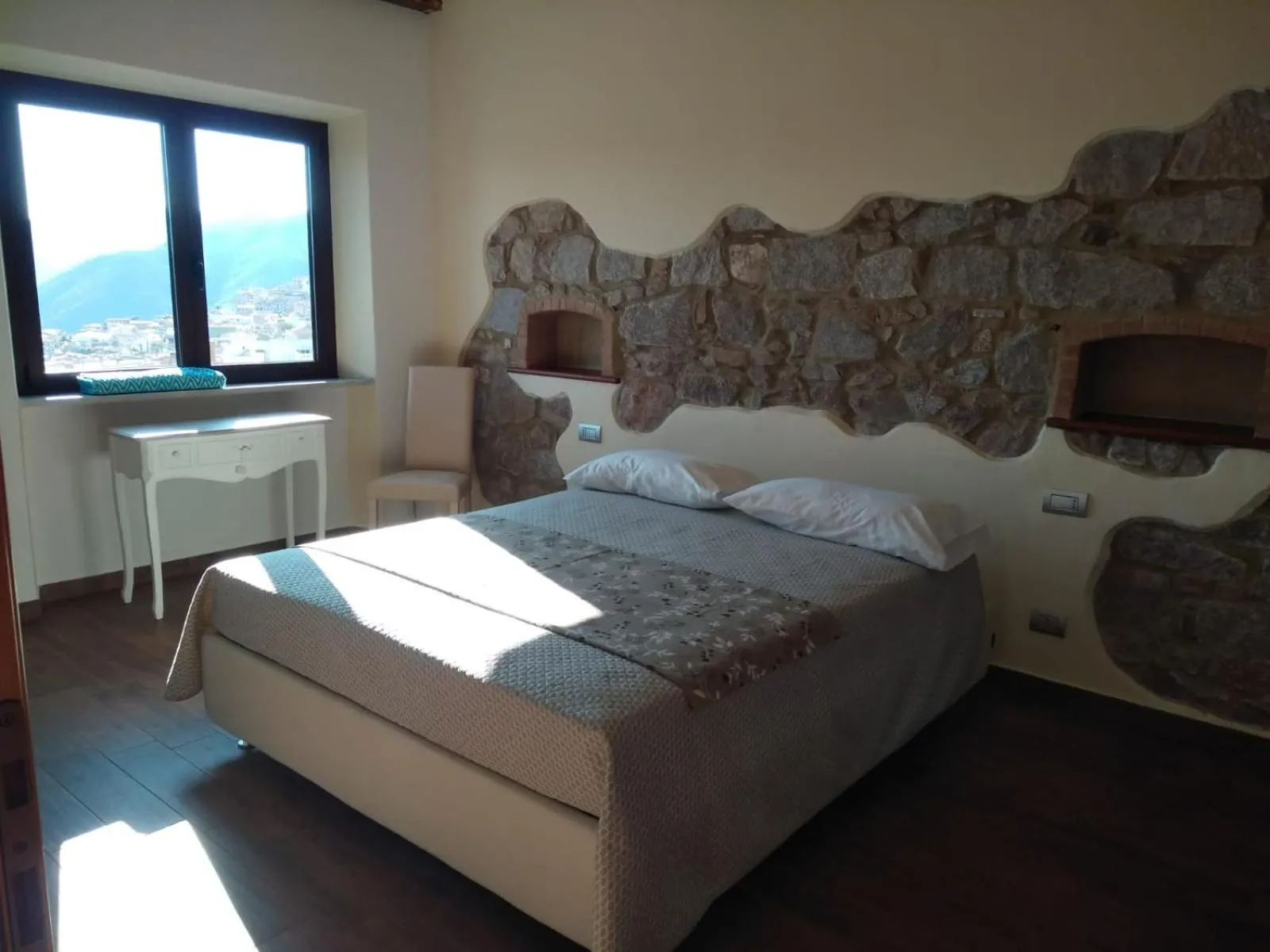 Bed in b&b il Portico Orgosolo