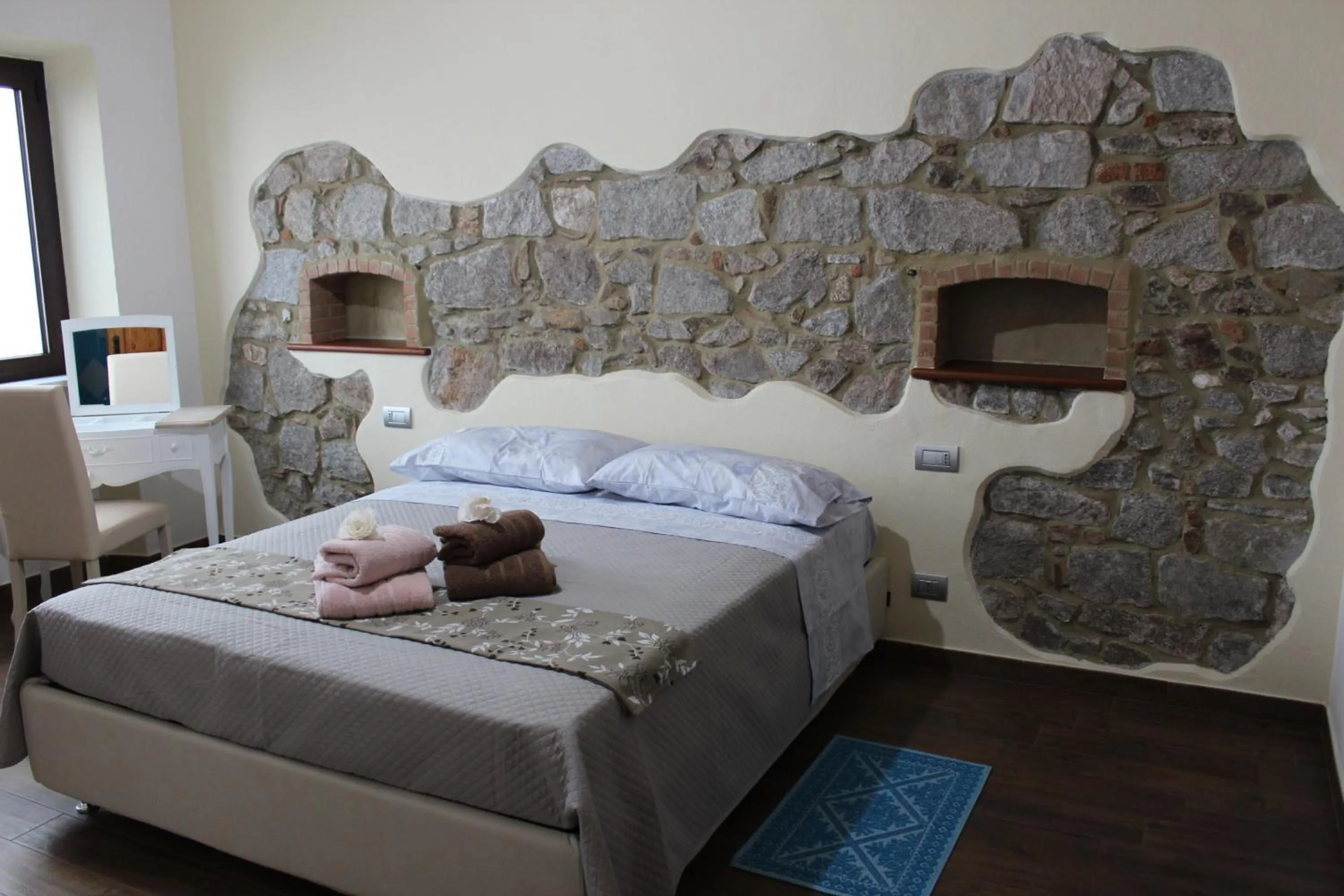 Bed in b&b il Portico Orgosolo