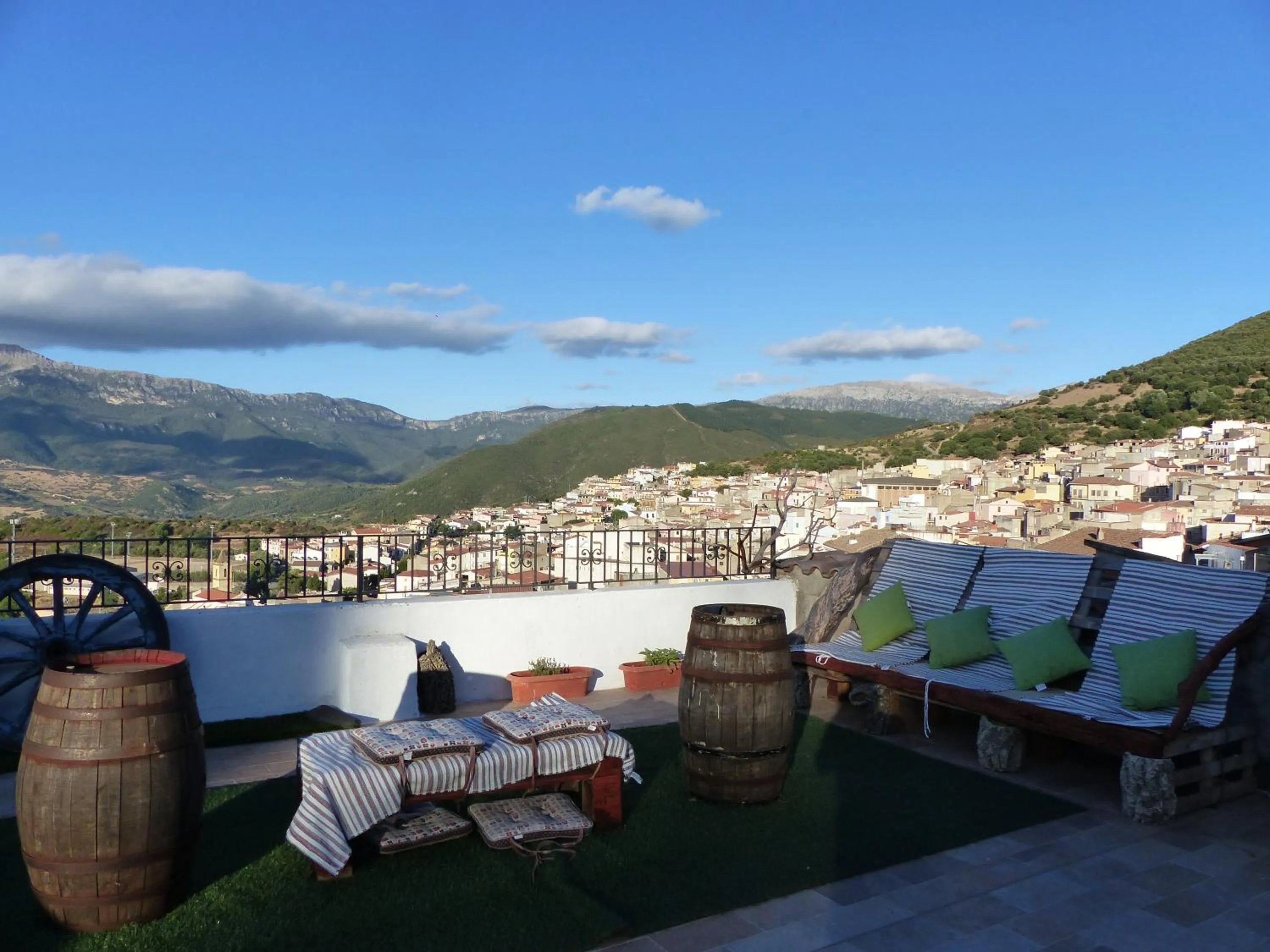Patio in b&b il Portico Orgosolo
