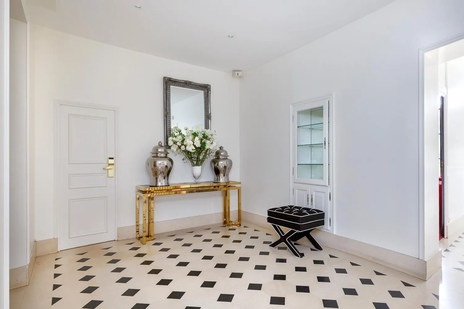 Lobby or reception in Château de Sancy