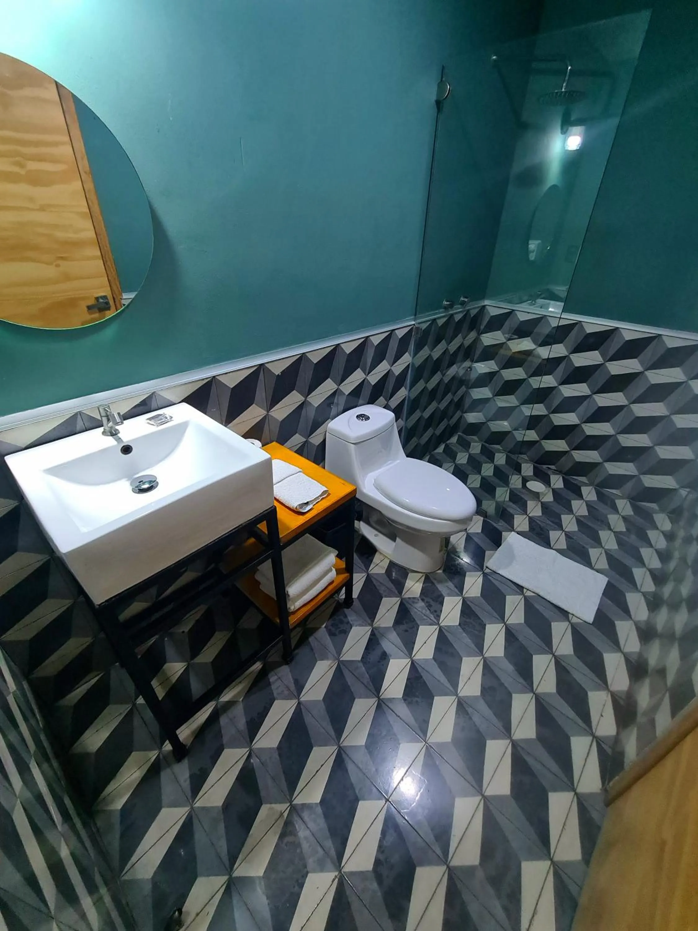 Shower in Hotel Momotus Tuxtla - Desayuno opcional