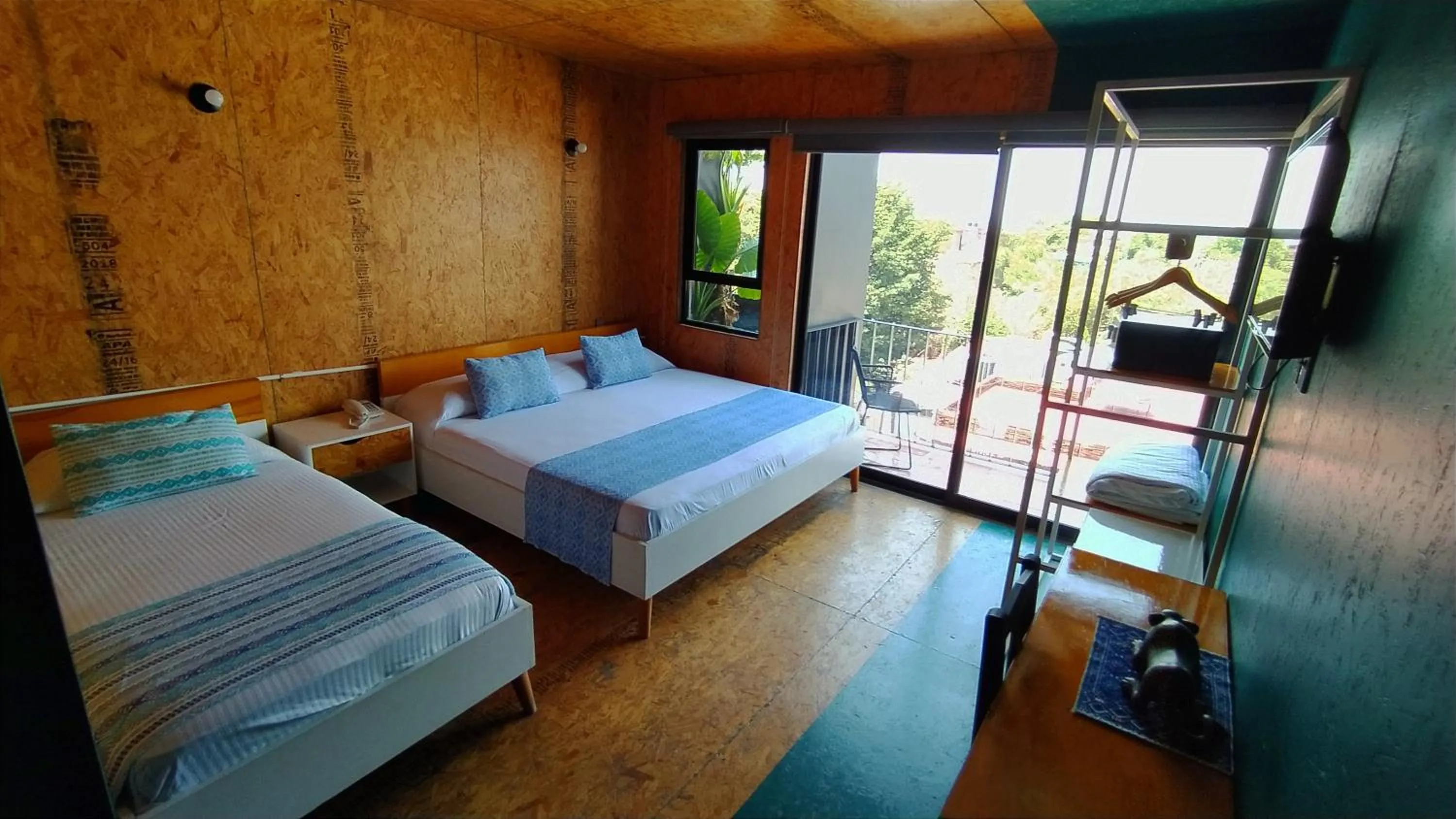 Photo of the whole room, Bed in Hotel Momotus Tuxtla - Desayuno opcional