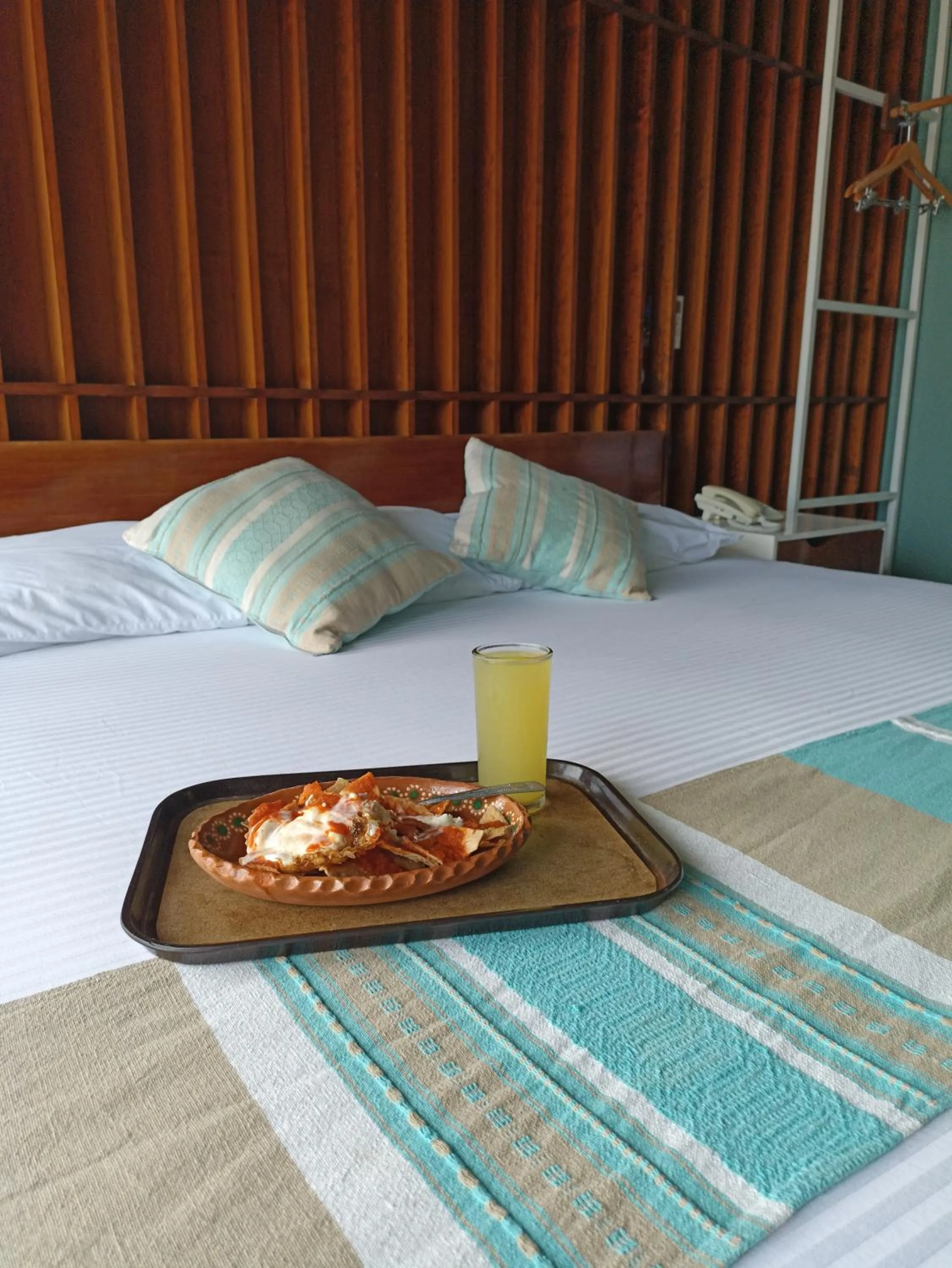 Breakfast, Bed in Hotel Momotus Tuxtla - Desayuno opcional