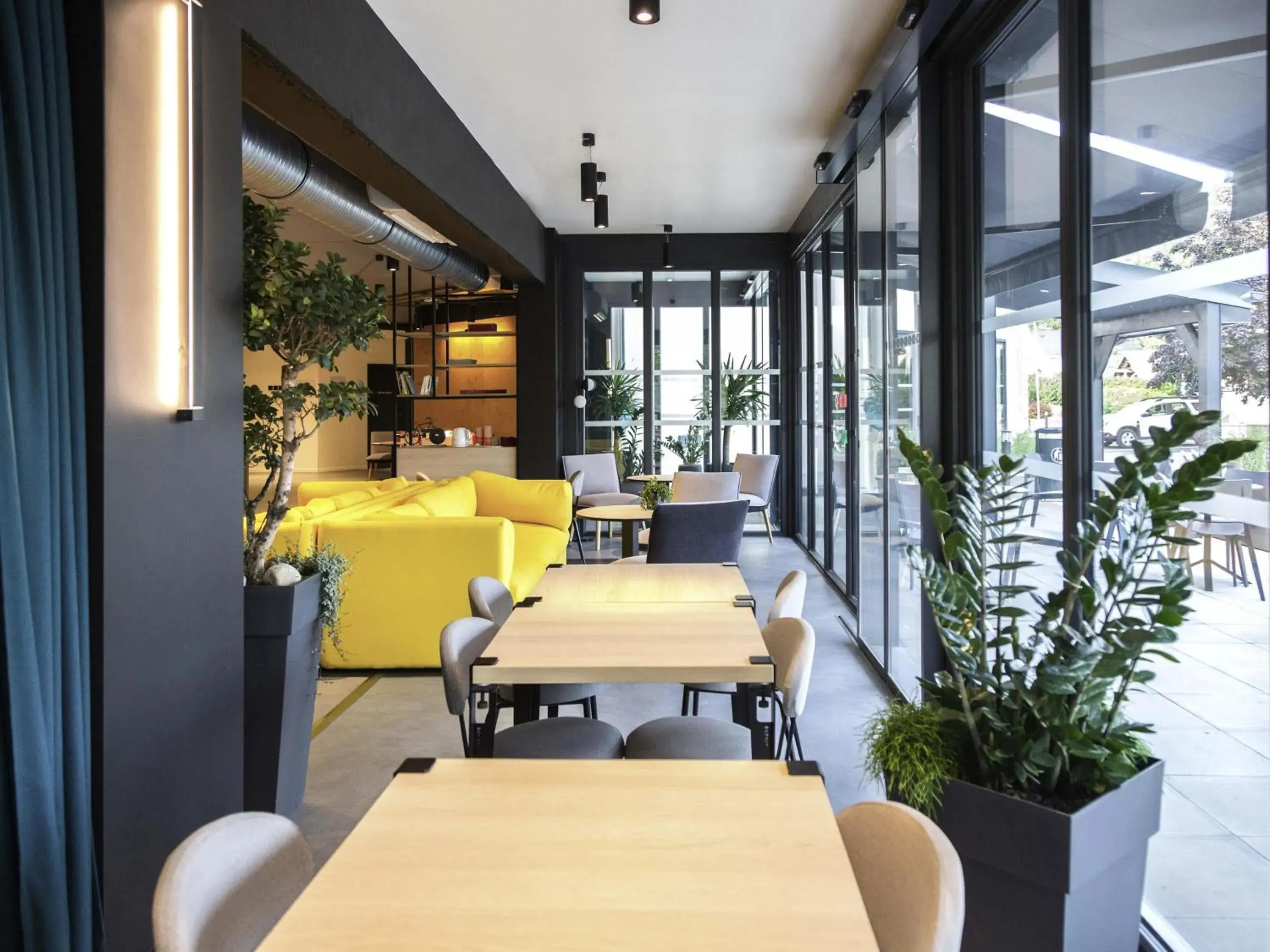 Restaurant/places to eat in ibis Styles Bâle-Mulhouse Aéroport Restaurant/places to eat in ibis Styles Bâle-Mulhouse Aéroport