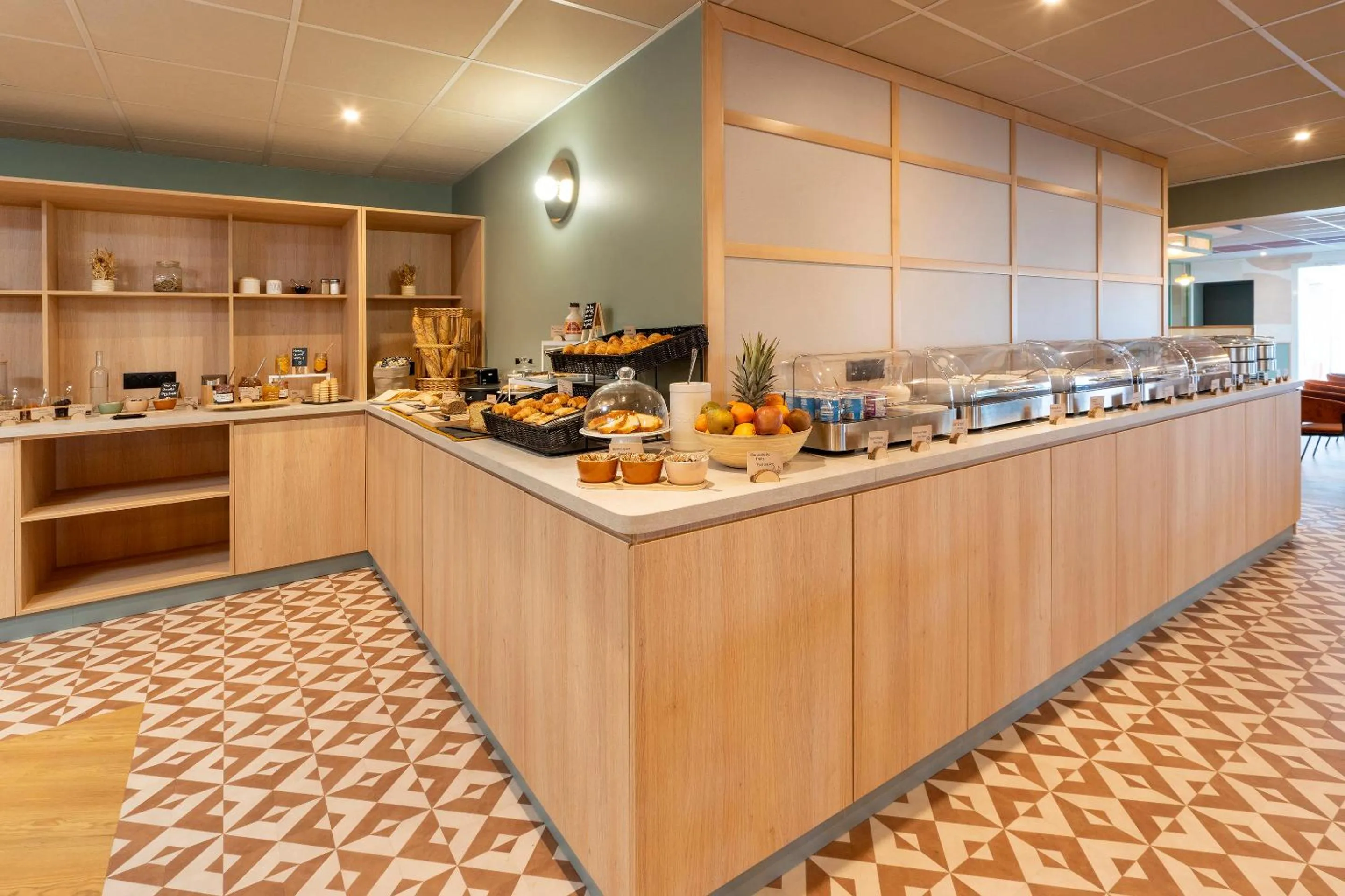 Breakfast in Sure Hotel by Best Western Caen Memorial