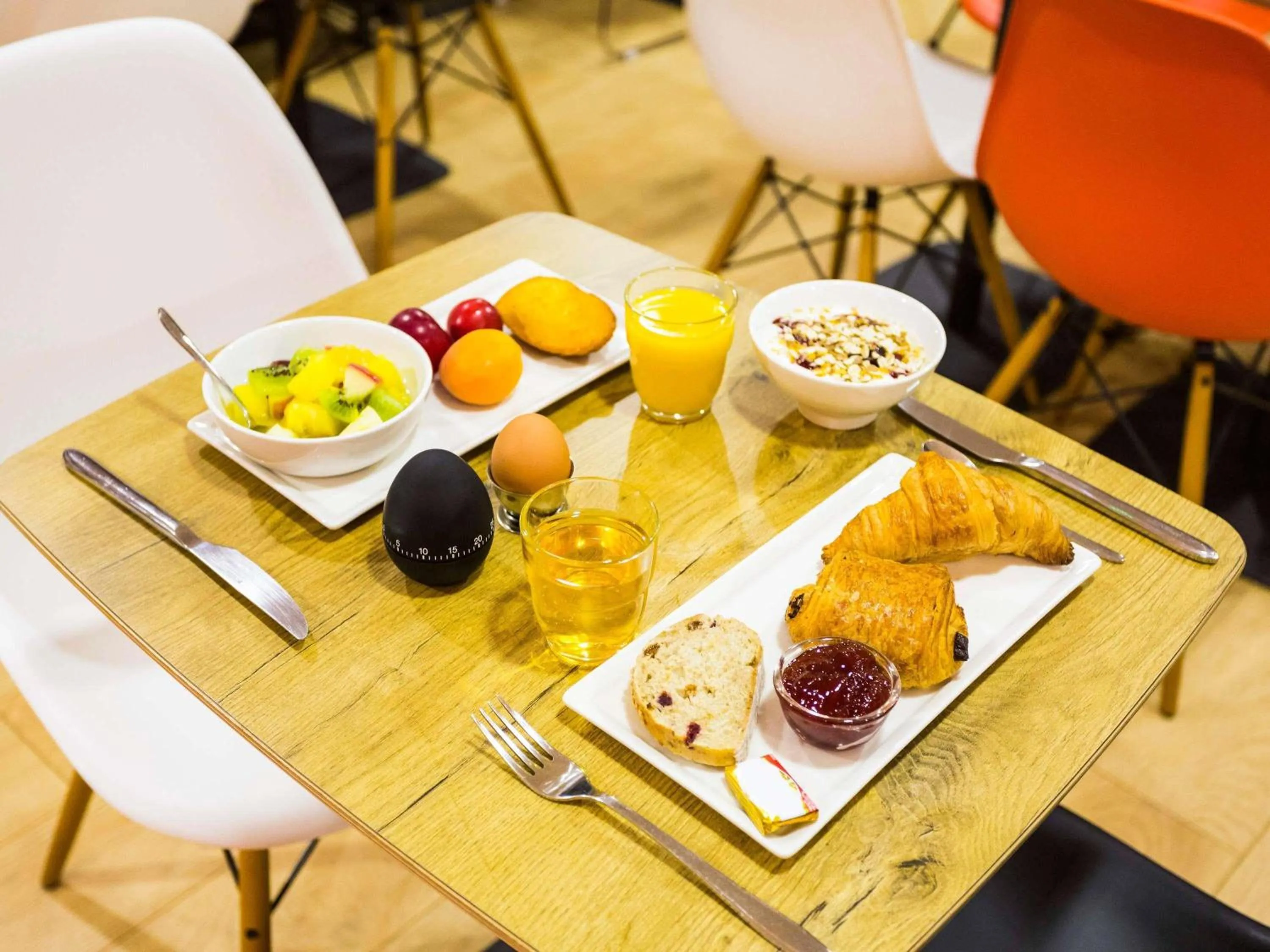 Breakfast in ibis Bordeaux Centre Gare Saint Jean Euratlantique