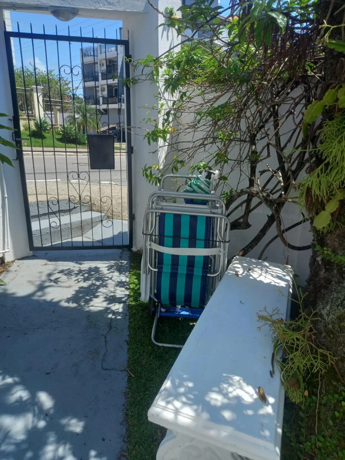 Property building in A Primeira Vista