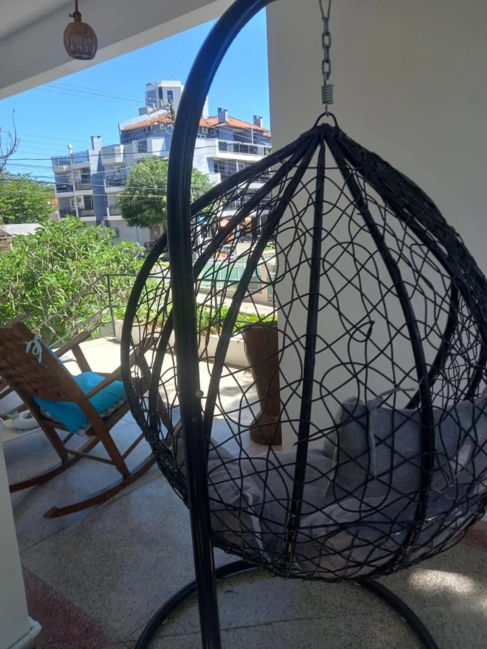 Property building in A Primeira Vista