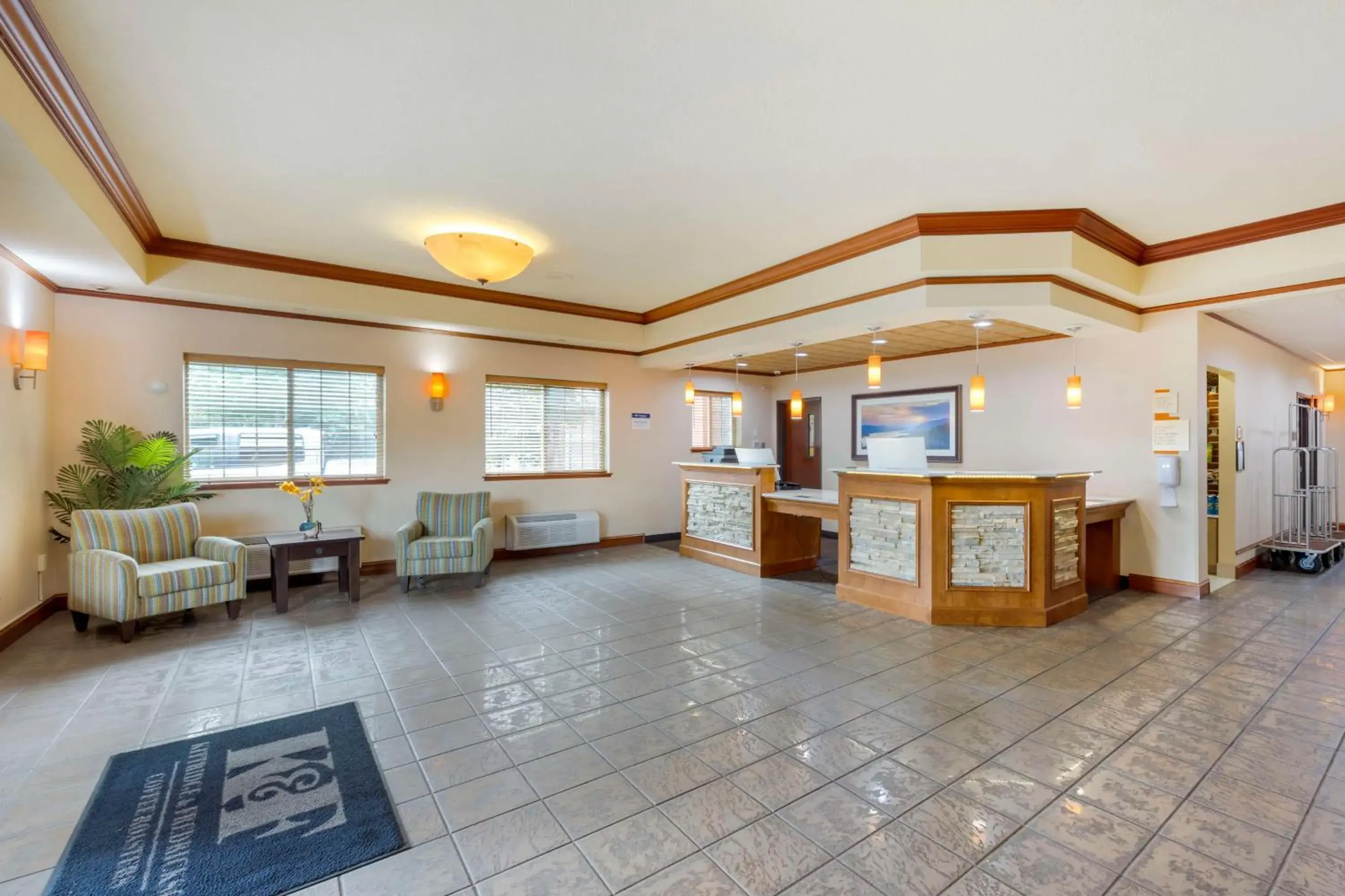 Lobby or reception in Best Western Plus Northwind Inn & Suites Lobby or reception in Best Western Plus Northwind Inn & Suites