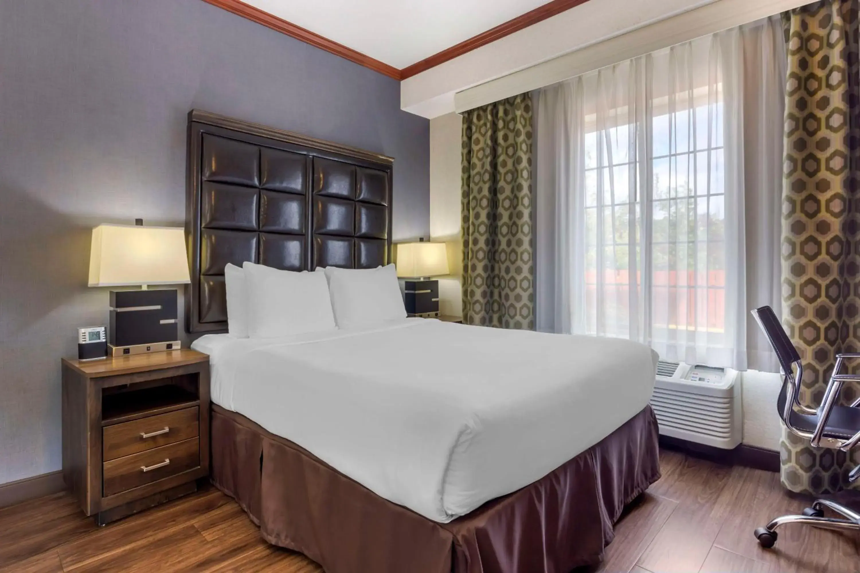 Bedroom, Bed in Best Western Plus Northwind Inn & Suites Bedroom, Bed in Best Western Plus Northwind Inn & Suites