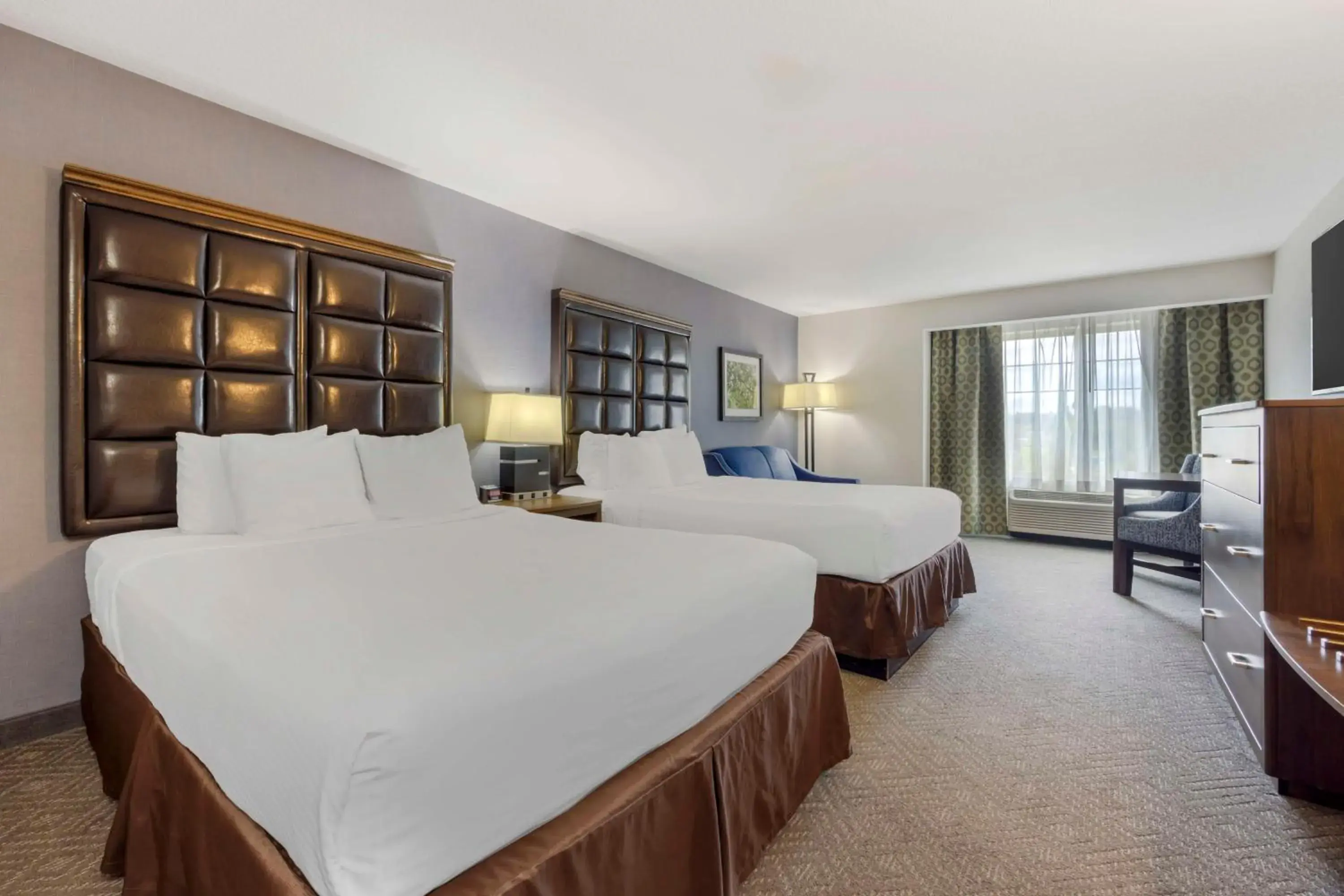 Bedroom, Bed in Best Western Plus Northwind Inn & Suites Bedroom, Bed in Best Western Plus Northwind Inn & Suites