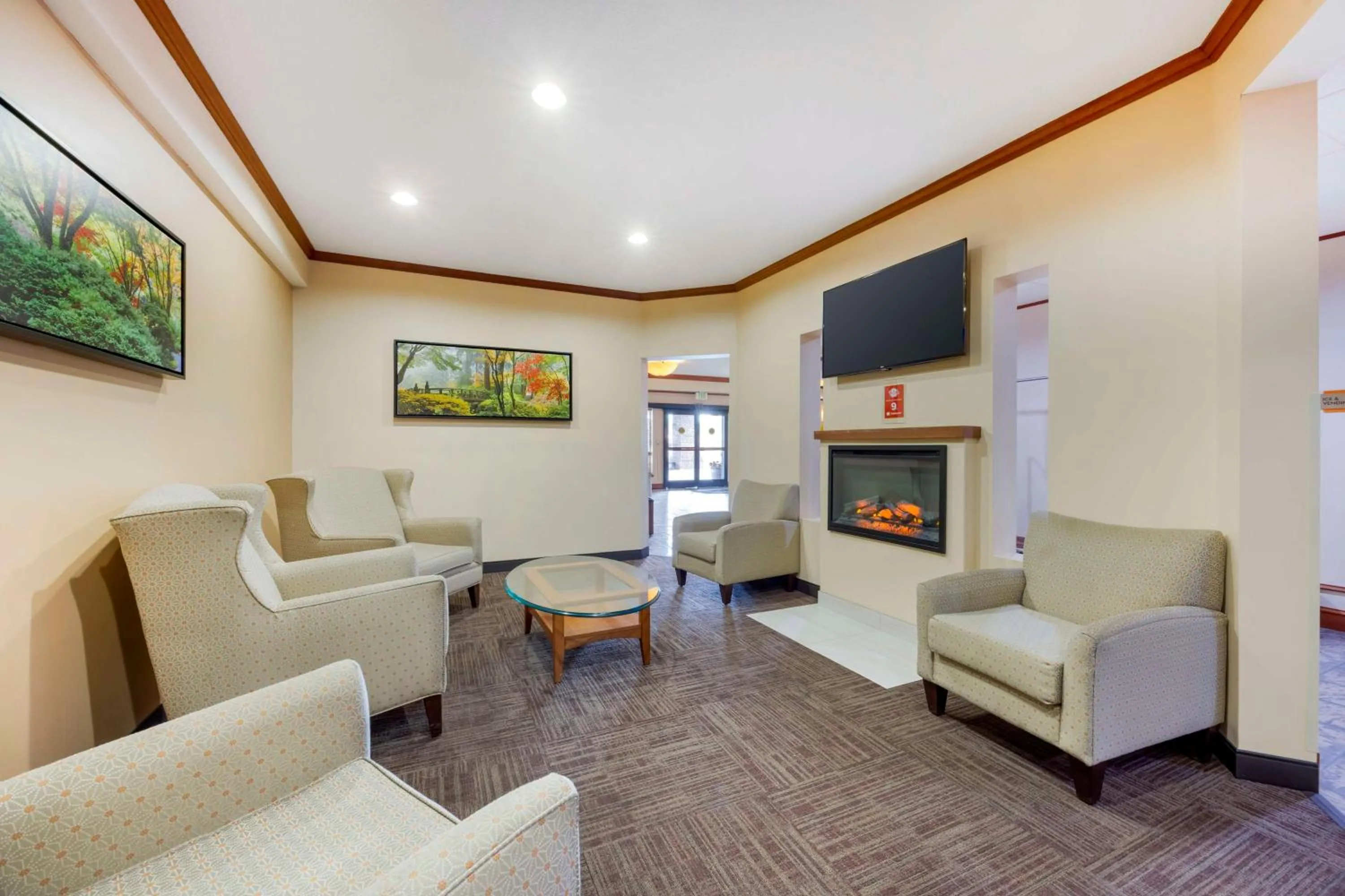 Lobby or reception in Best Western Plus Northwind Inn & Suites