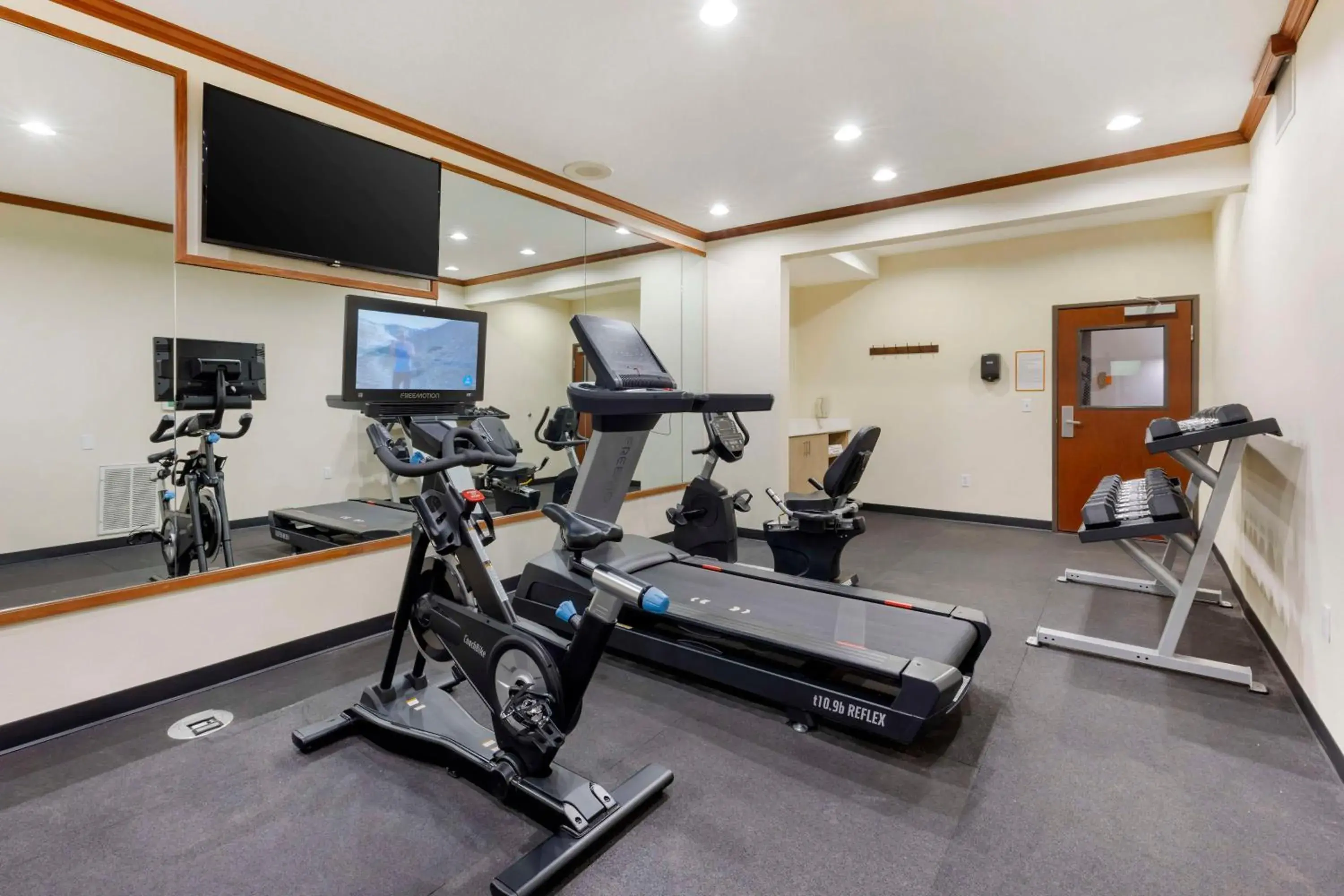 Fitness centre/facilities in Best Western Plus Northwind Inn & Suites Fitness centre/facilities in Best Western Plus Northwind Inn & Suites