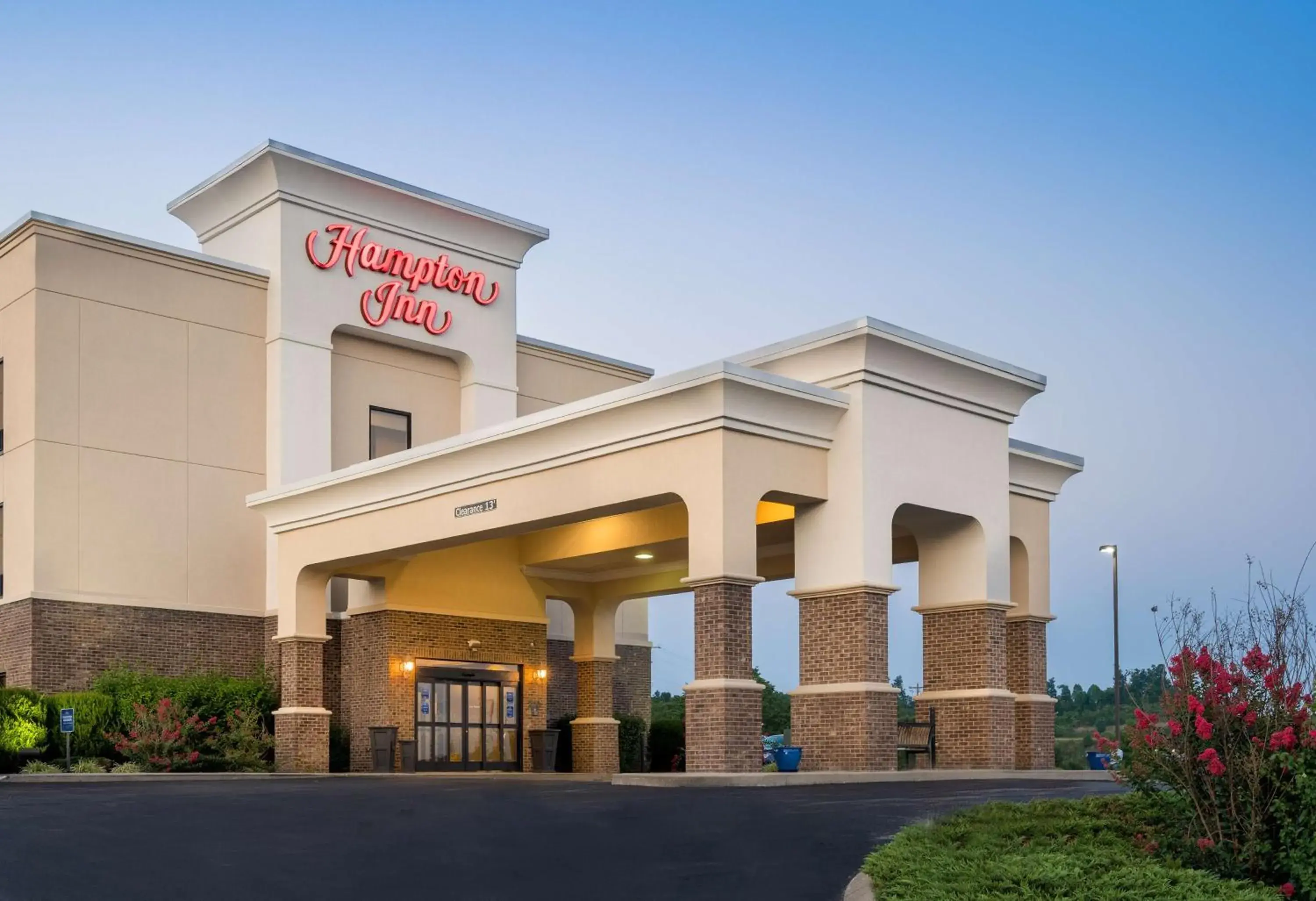Property building in Hampton Inn London-North, Ky Property building in Hampton Inn London-North, Ky