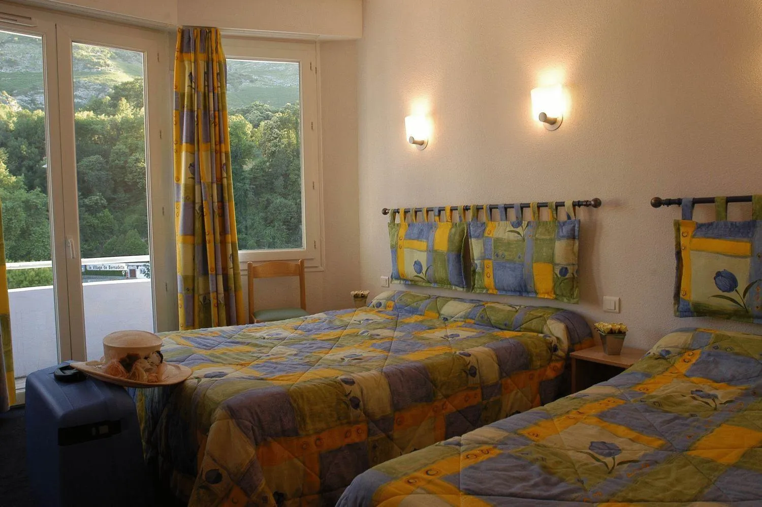 Photo of the whole room in Hôtel Esplanade Eden