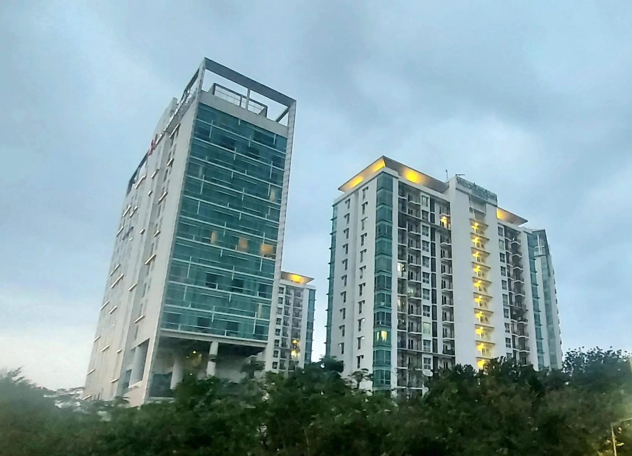 Property building in Woodland Park Residence-Relaxed and Friendly