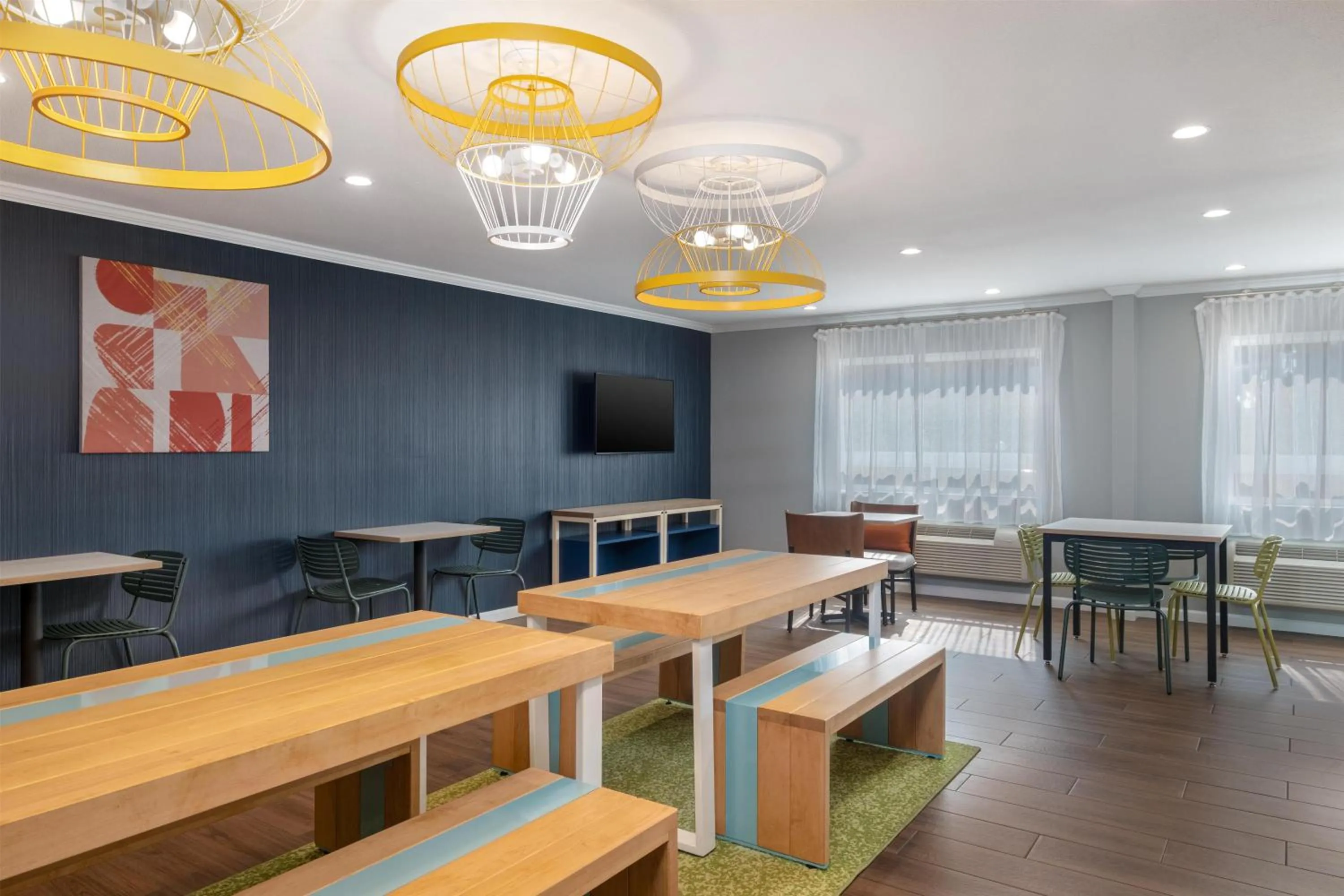 Lobby or reception in Spark by Hilton Springfield Eugene