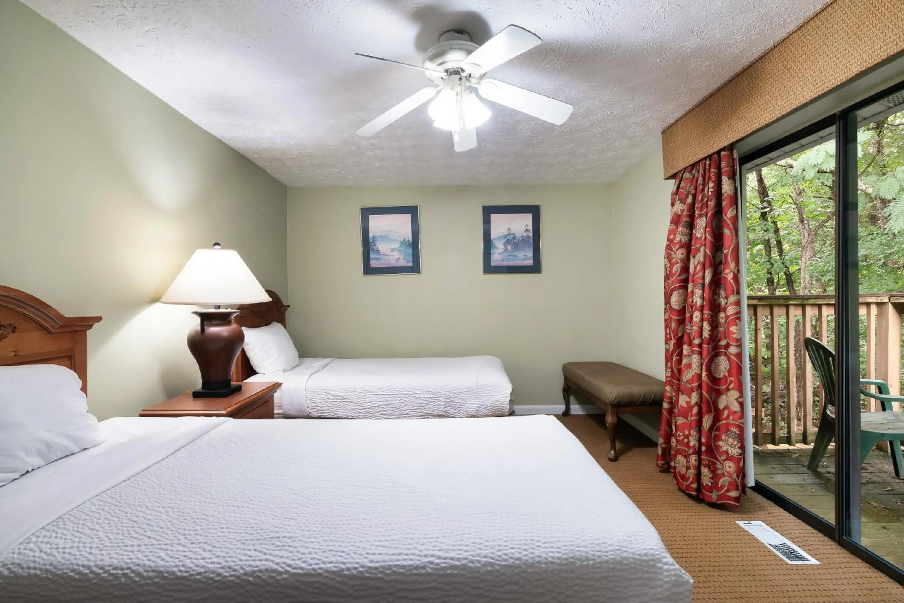 Bed in Mountain Meadows