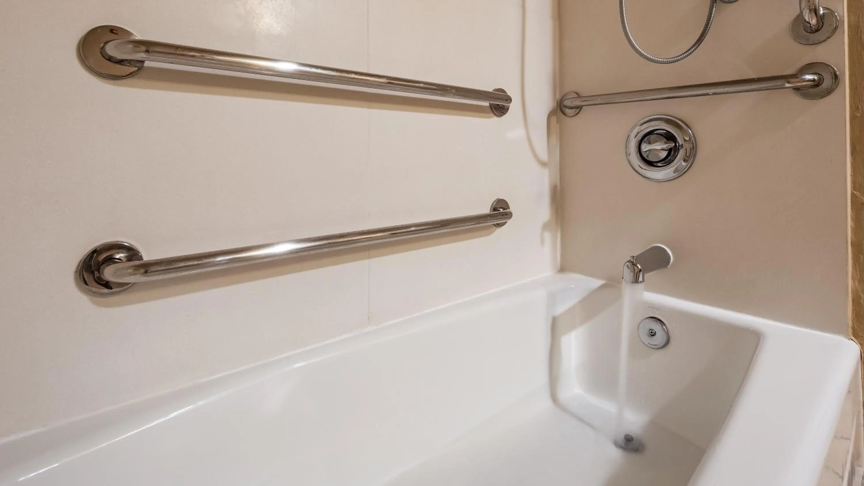 Best Western Plus Raton Hotel