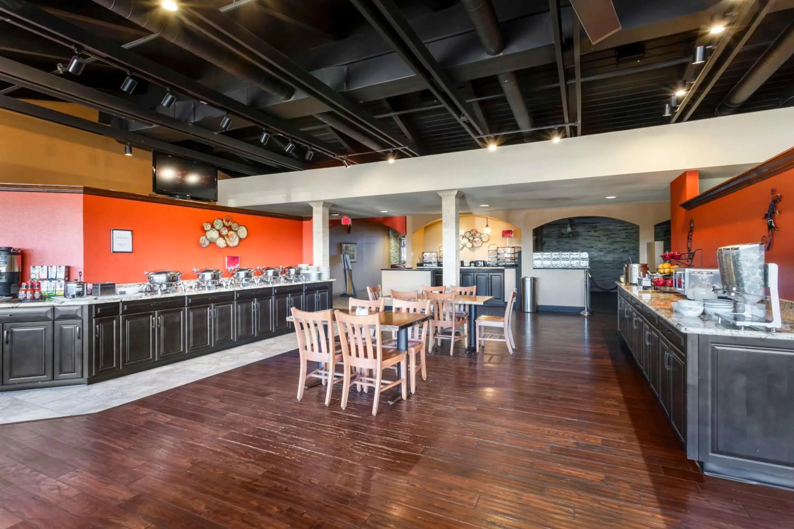 Breakfast in Best Western Plus Raton Hotel Breakfast in Best Western Plus Raton Hotel