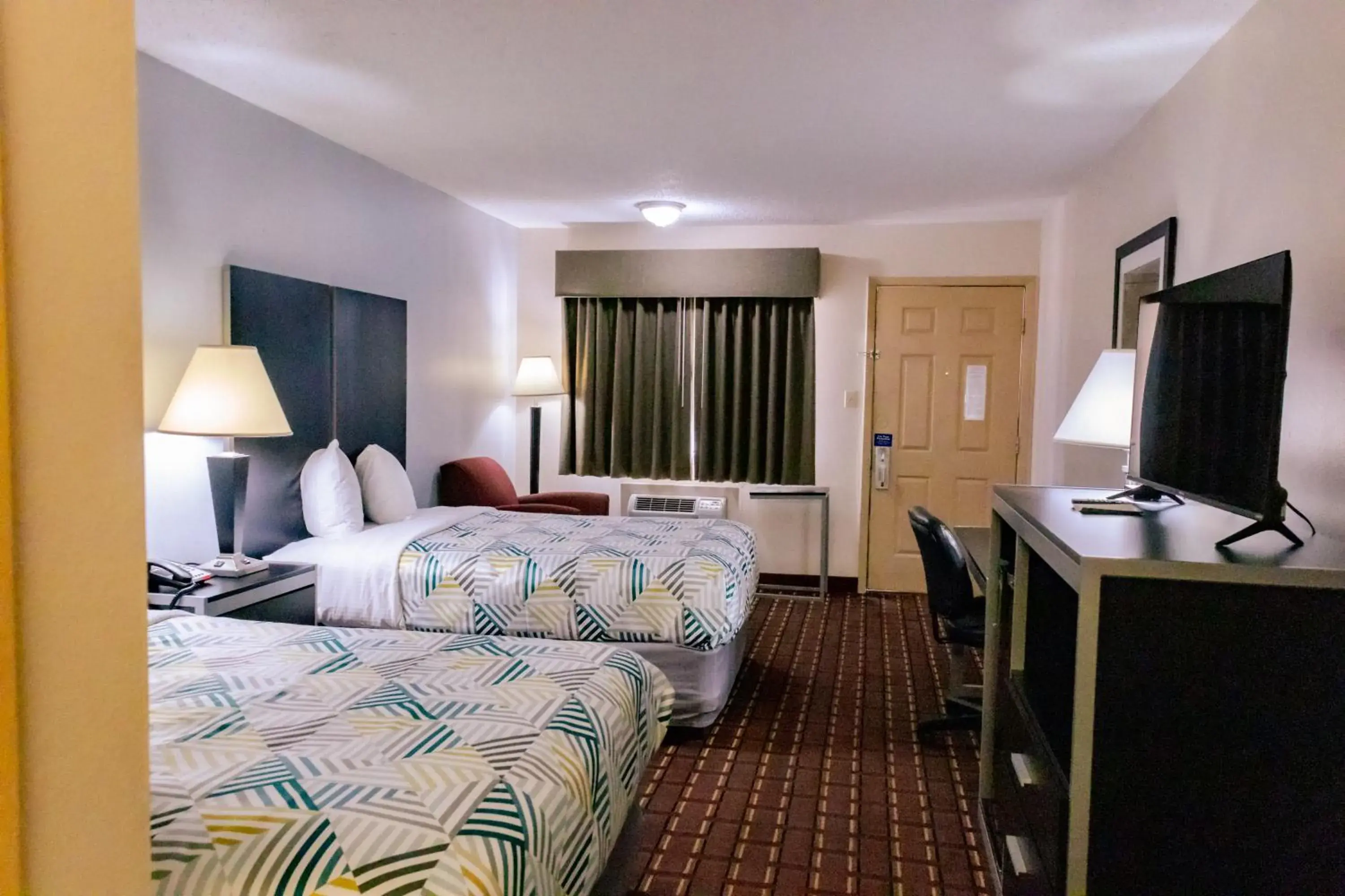 Bed in Motel 6 Nacogdoches, TX Bed in Motel 6 Nacogdoches, TX