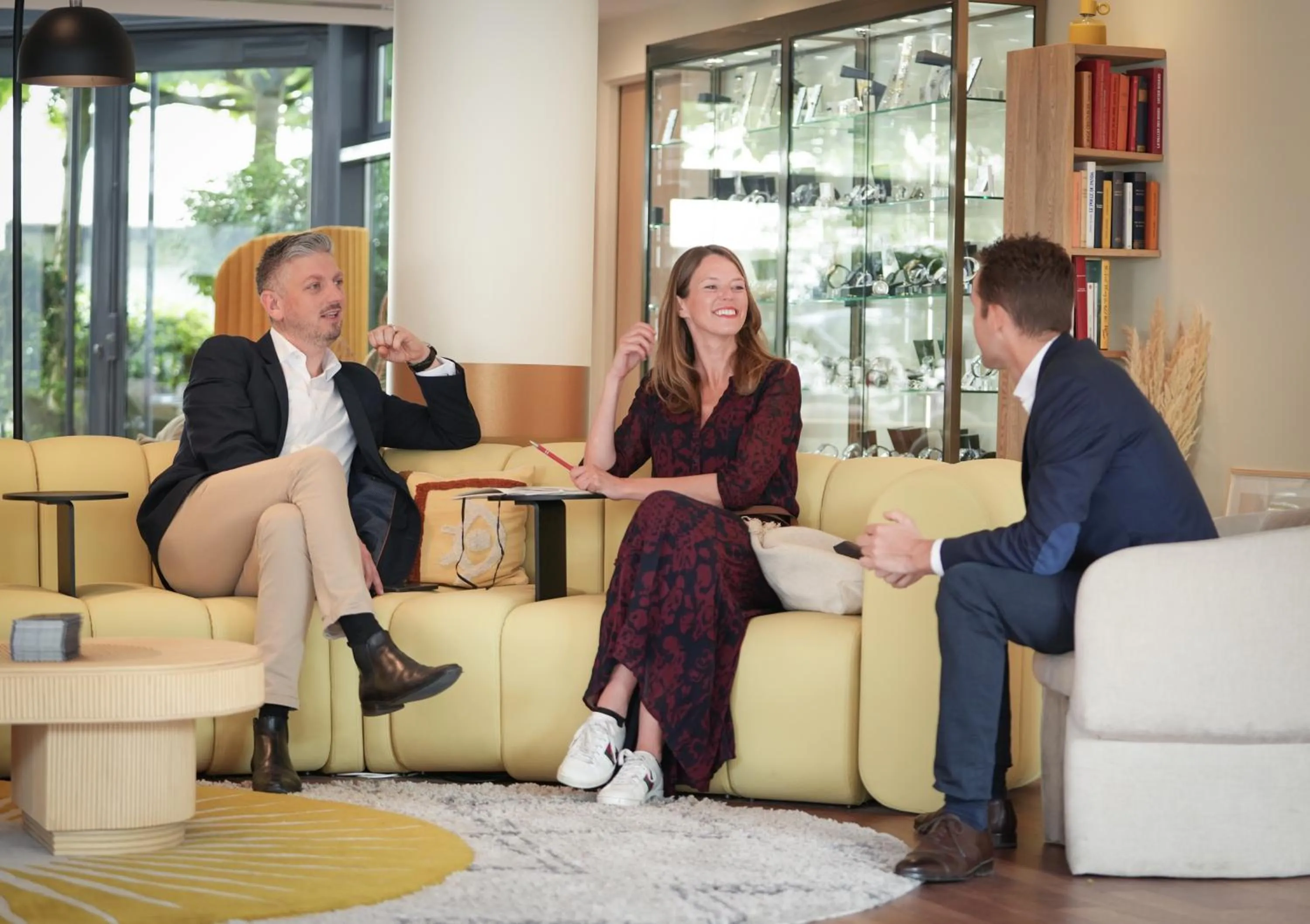 Seating area in Mercure Paris Gare Montparnasse TGV