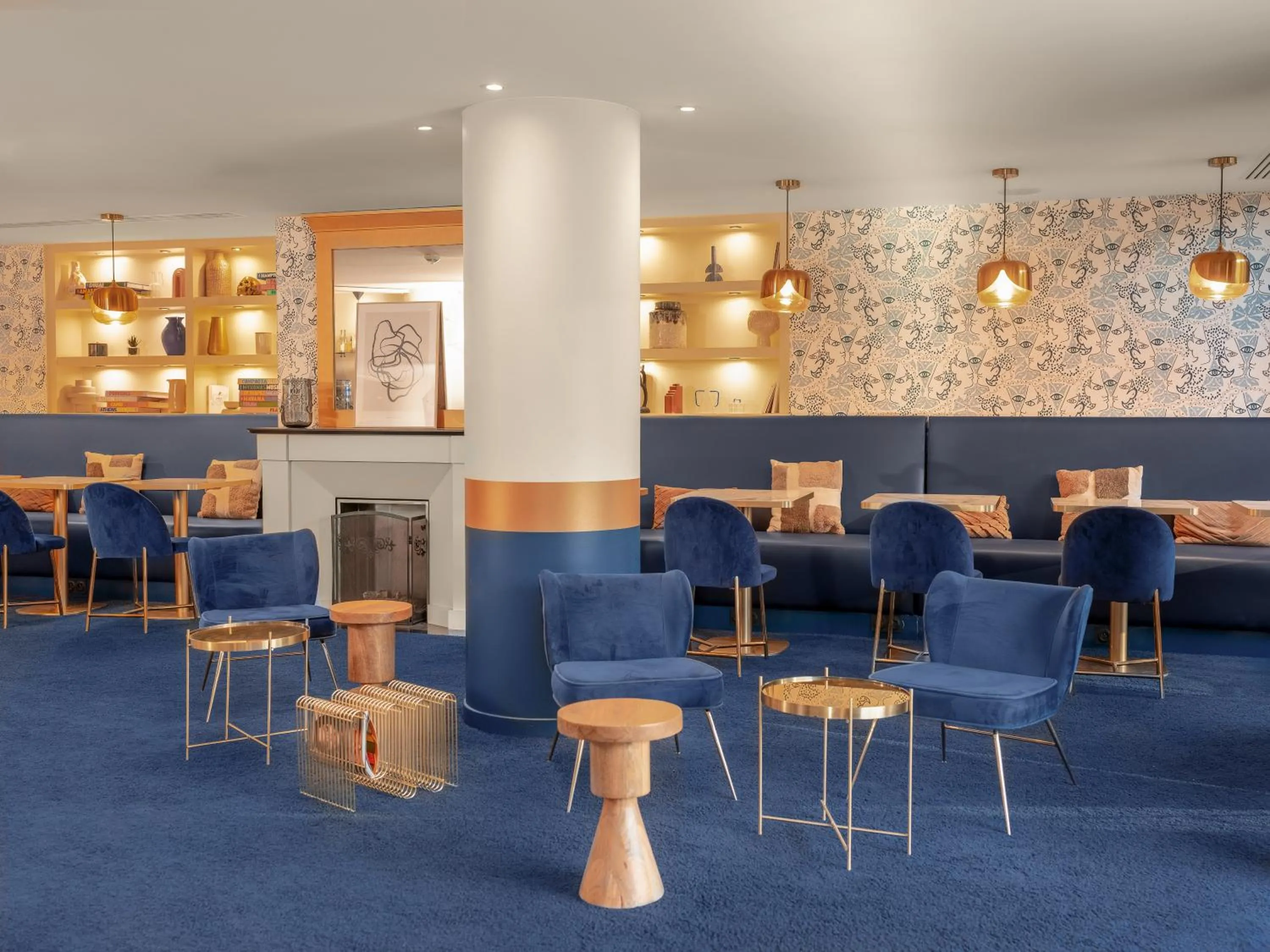 Restaurant/places to eat in Mercure Paris Gare Montparnasse TGV