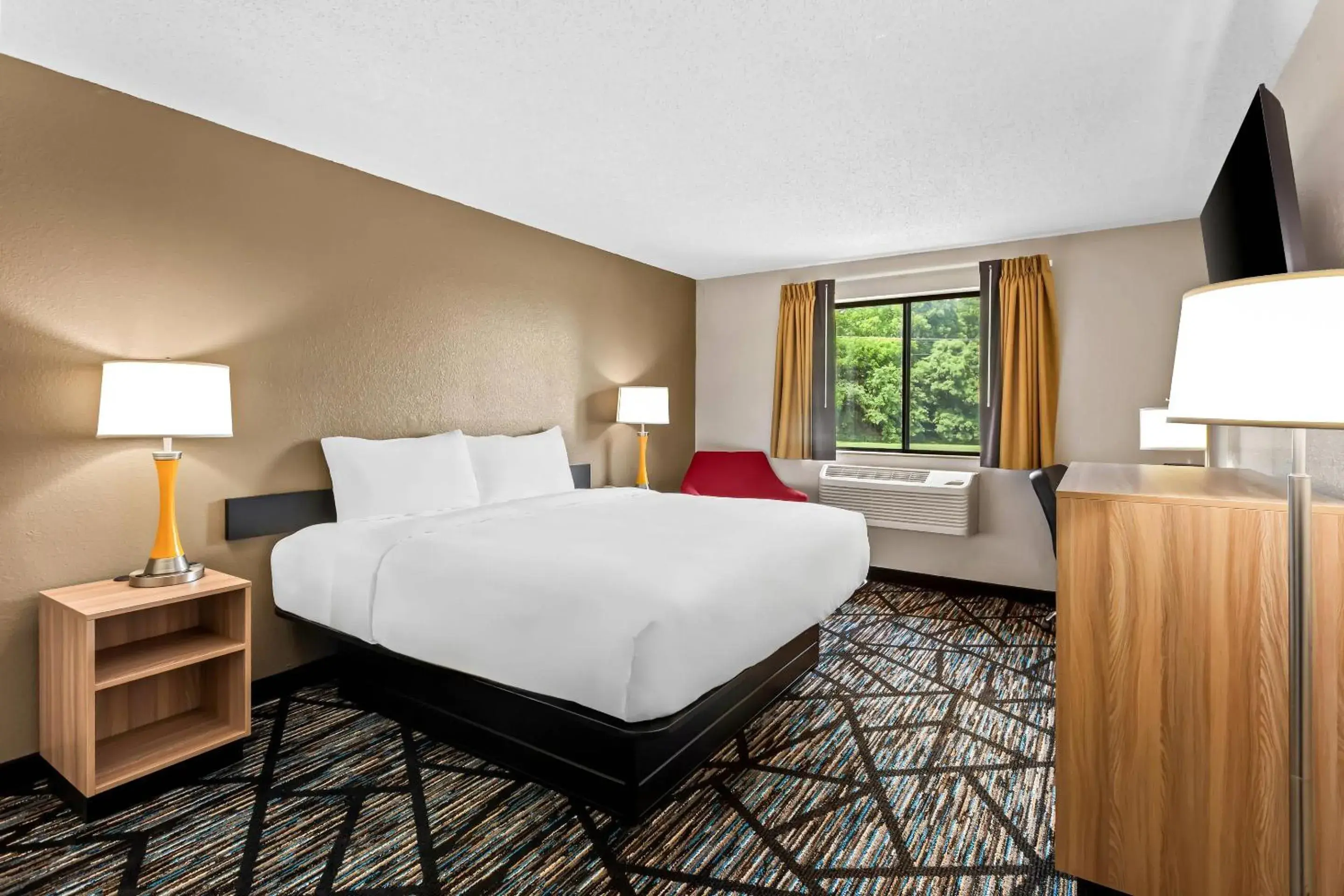 Bedroom, Bed in Quality Inn & Suites Howe - Sturgis Bedroom, Bed in Quality Inn & Suites Howe - Sturgis