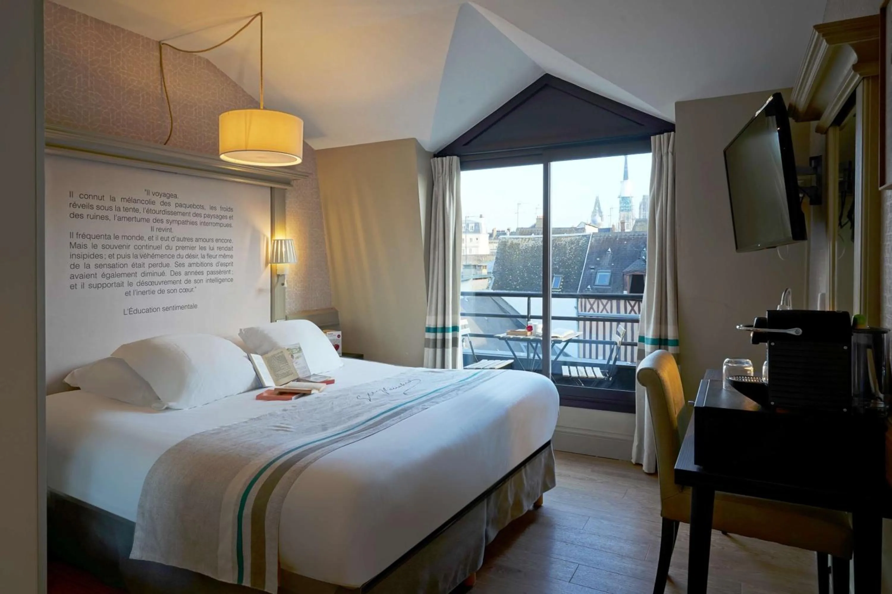 Bedroom, Bed in Hôtel Littéraire Gustave Flaubert, BW Signature Collection