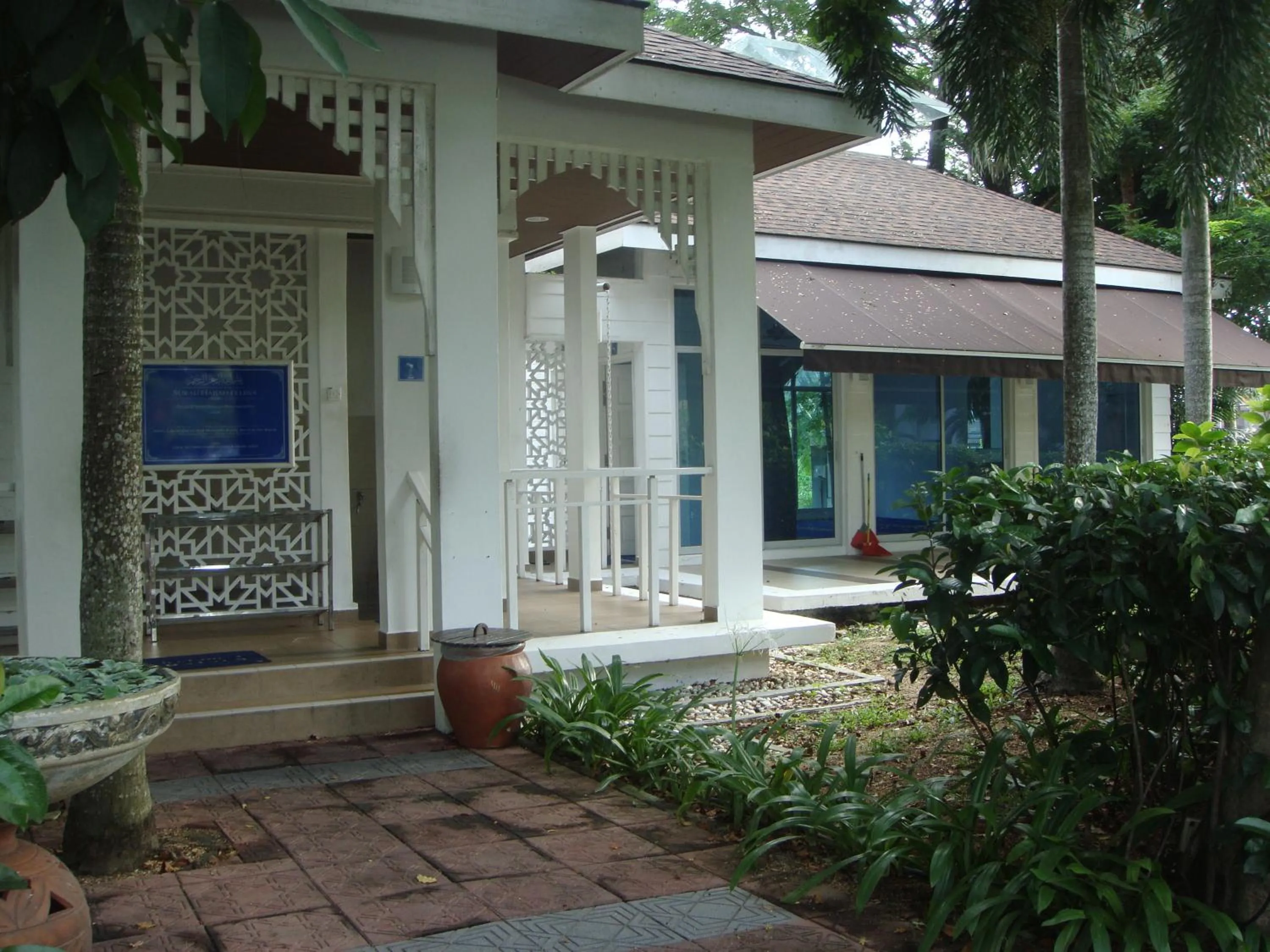 Property building in LANGKAWI LAGOON RESORT OCEAN SUITE