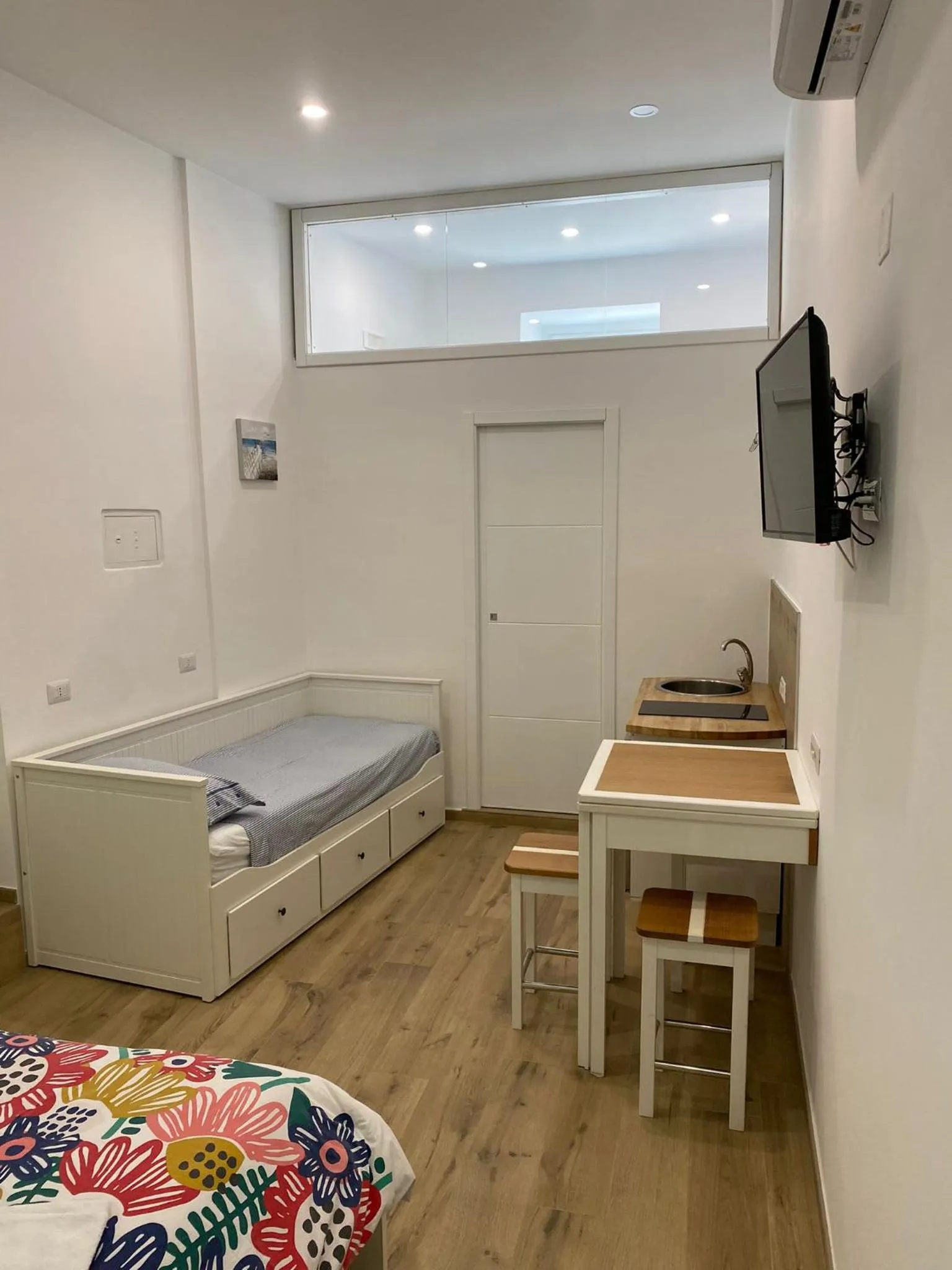 Photo of the whole room, Bed in CANELLI HOUSE SORRENTO