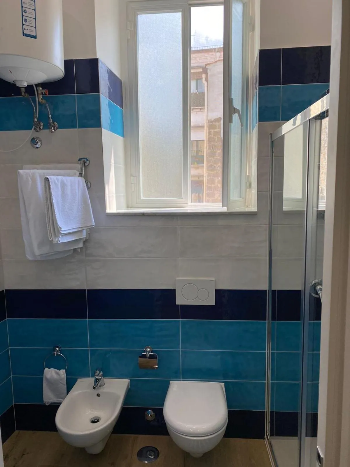 Bathroom in CANELLI HOUSE SORRENTO