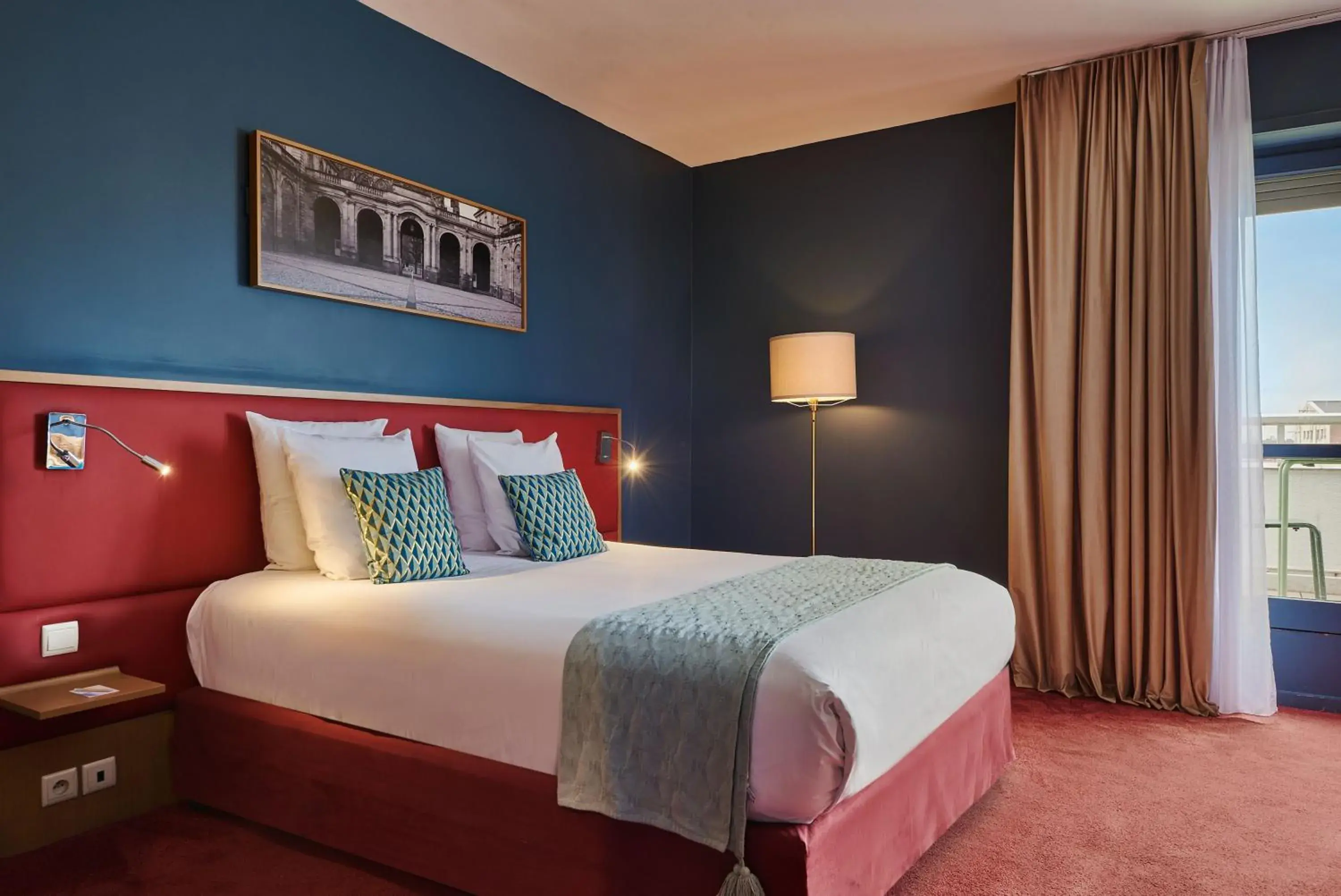 Bed in Hotel Kaijoo by HappyCulture Bed in Hotel Kaijoo by HappyCulture