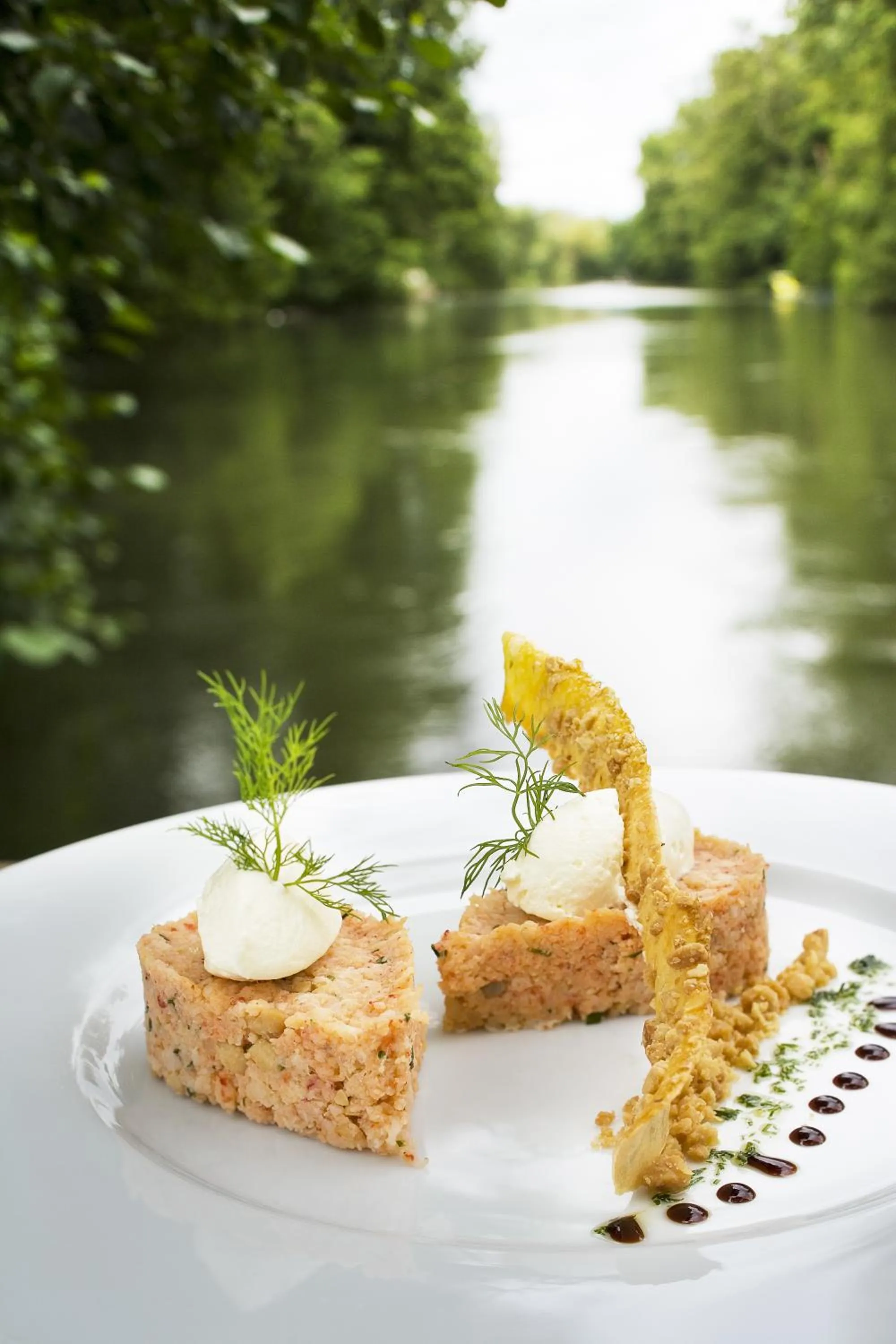 Restaurant/places to eat in Hôtel Château de l'ile