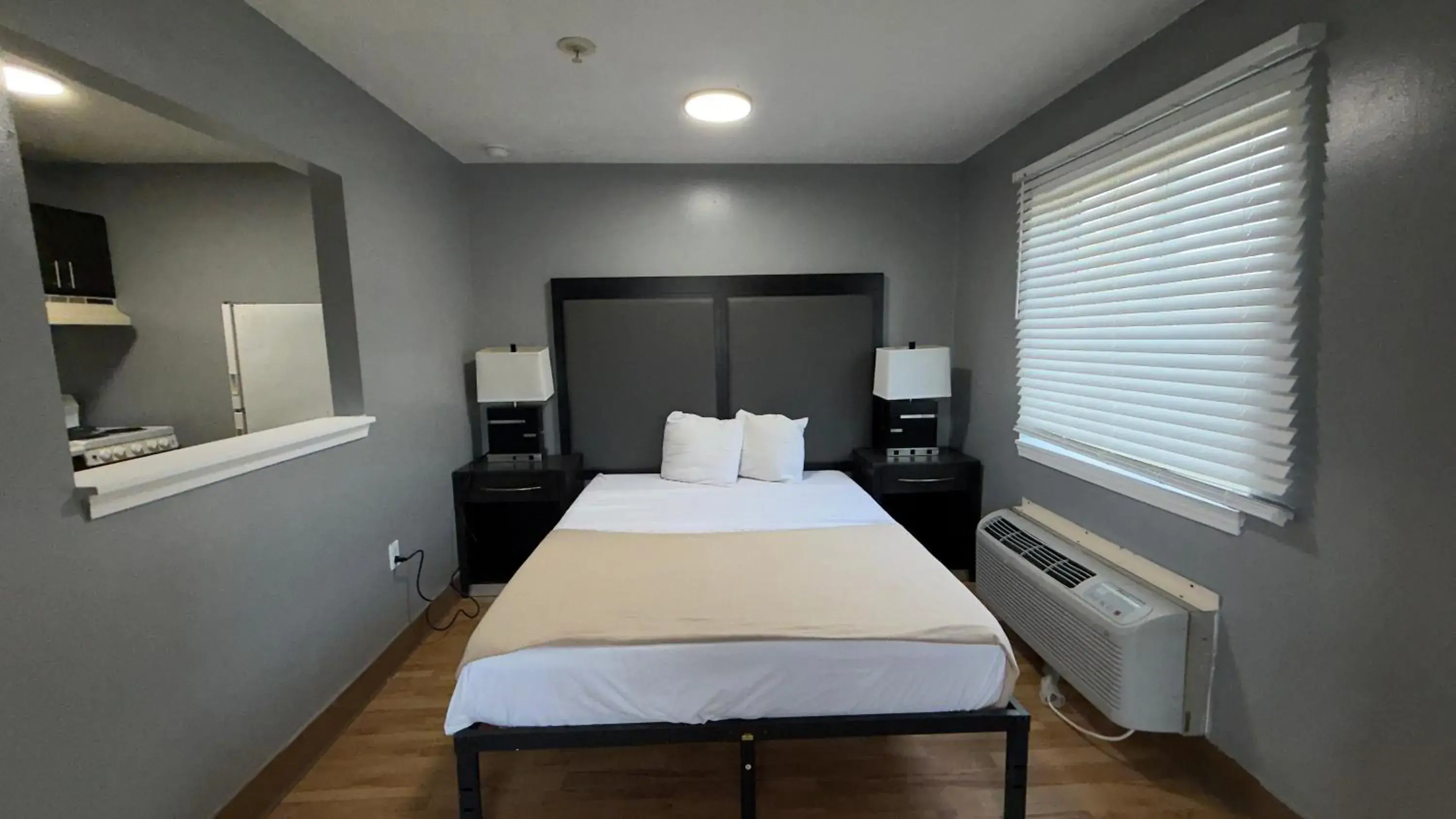 Queen Room with Kitchen - Disability Accessible/Non-Smoking in Welcome Suites Hazelwood Extended Stay Hotel Queen Room with Kitchen - Disability Accessible/Non-Smoking in Welcome Suites Hazelwood Extended Stay Hotel