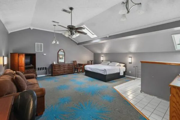 Photo of the whole room, Bed in Four Seasons Country Inn