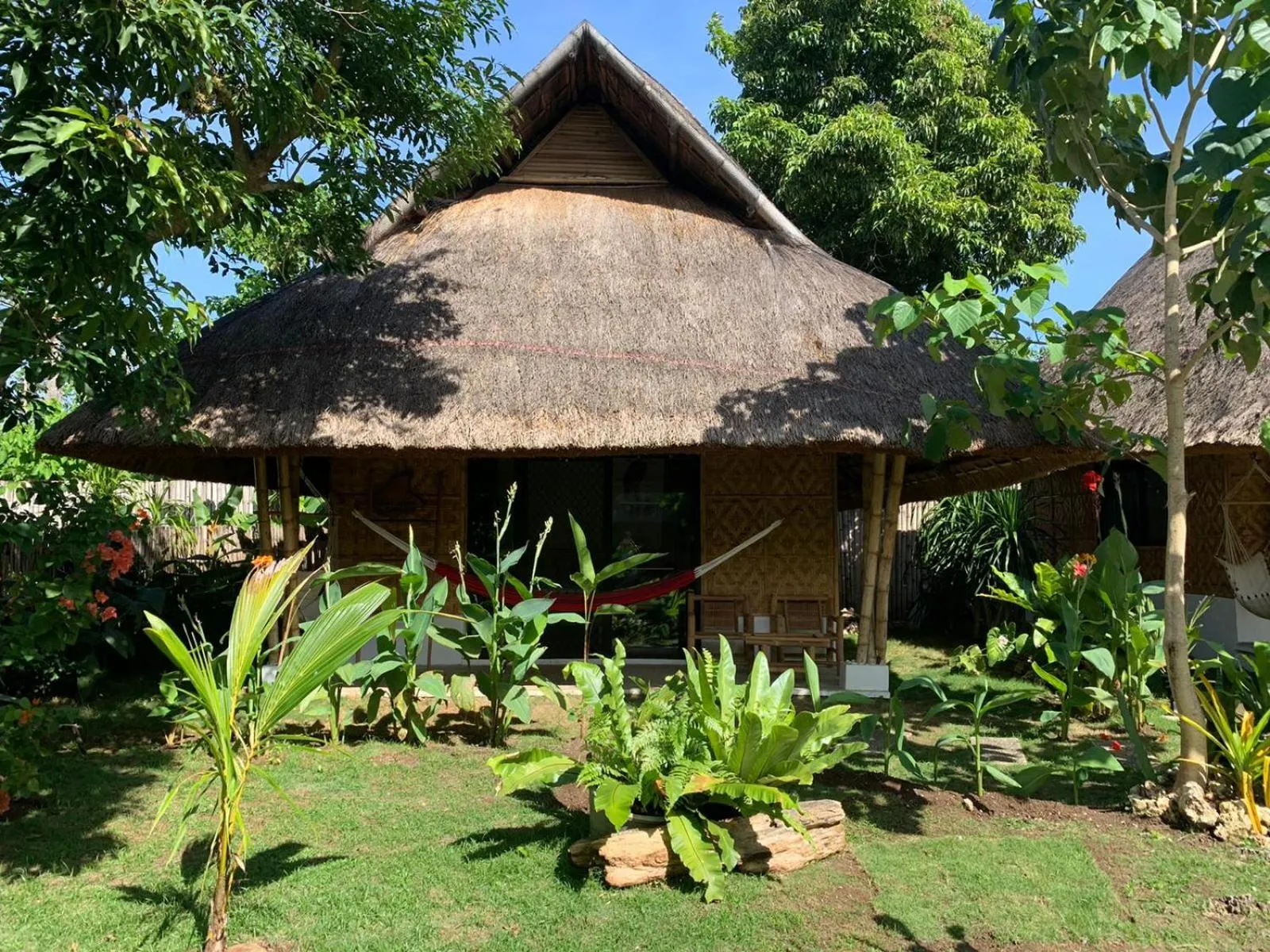 Inner courtyard view in Three Little Birds Resort