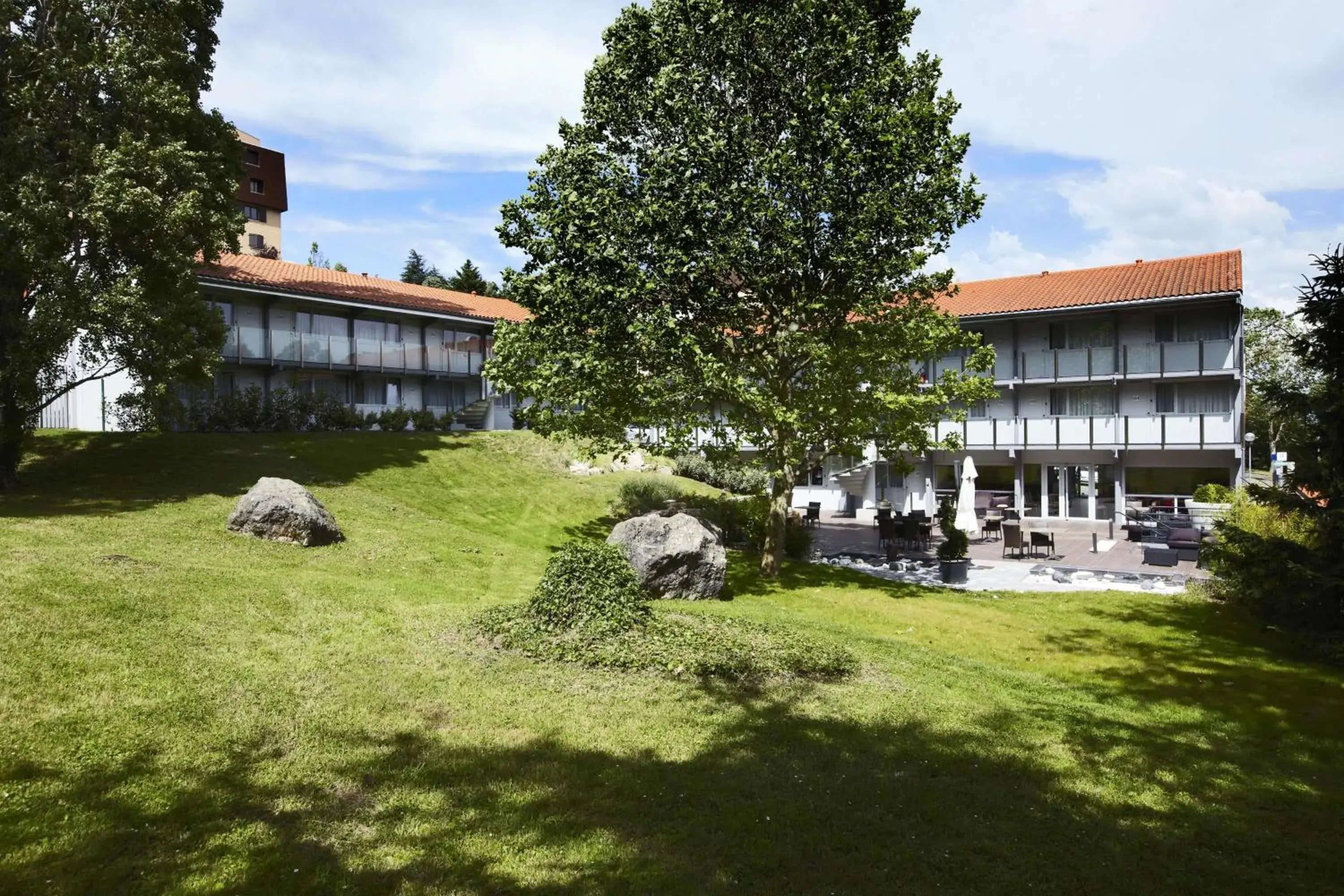 Property building in Kyriad Lyon Sud Sainte Foy Property building in Kyriad Lyon Sud Sainte Foy