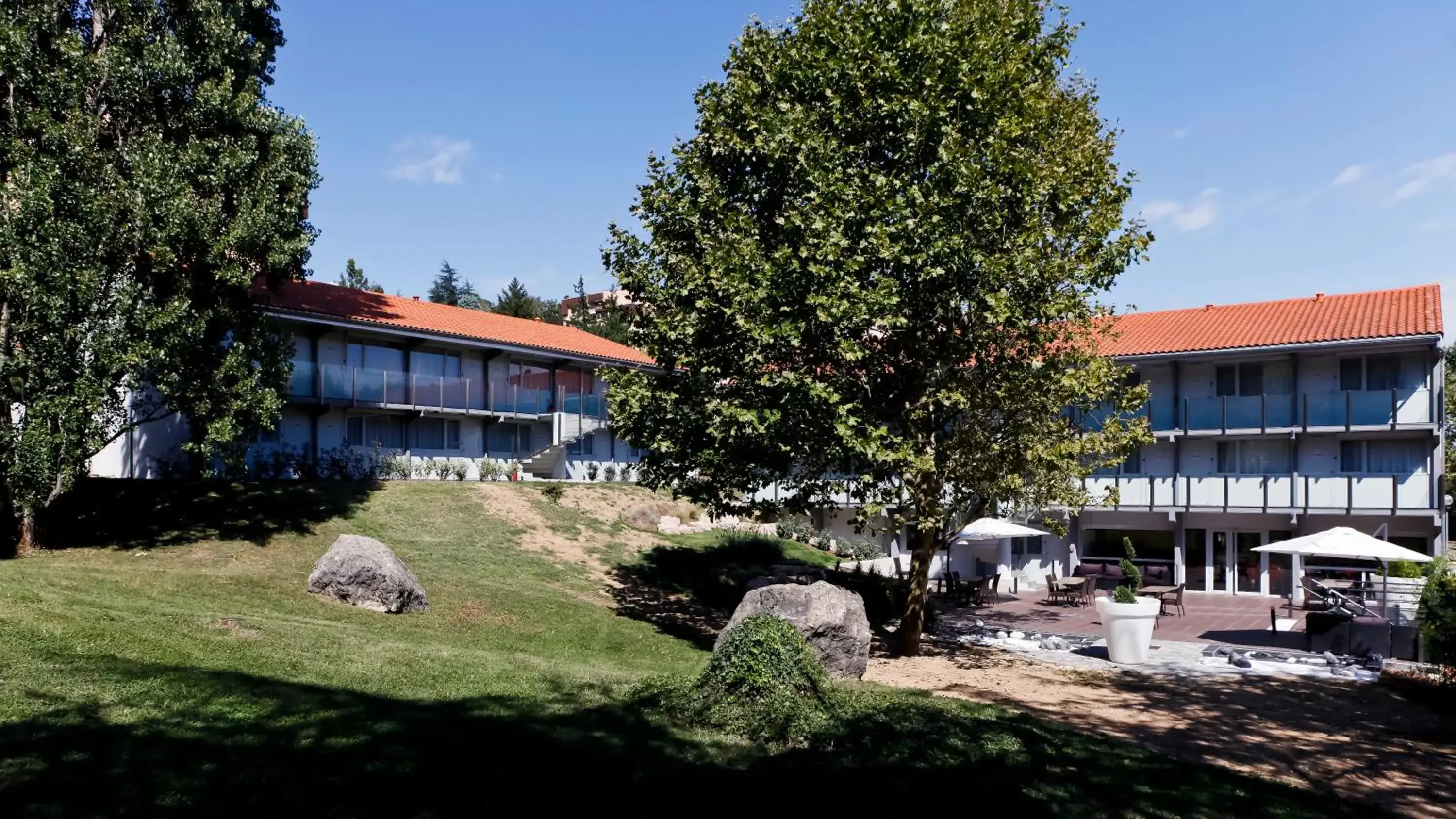 Facade/entrance in Kyriad Lyon Sud Sainte Foy Facade/entrance in Kyriad Lyon Sud Sainte Foy