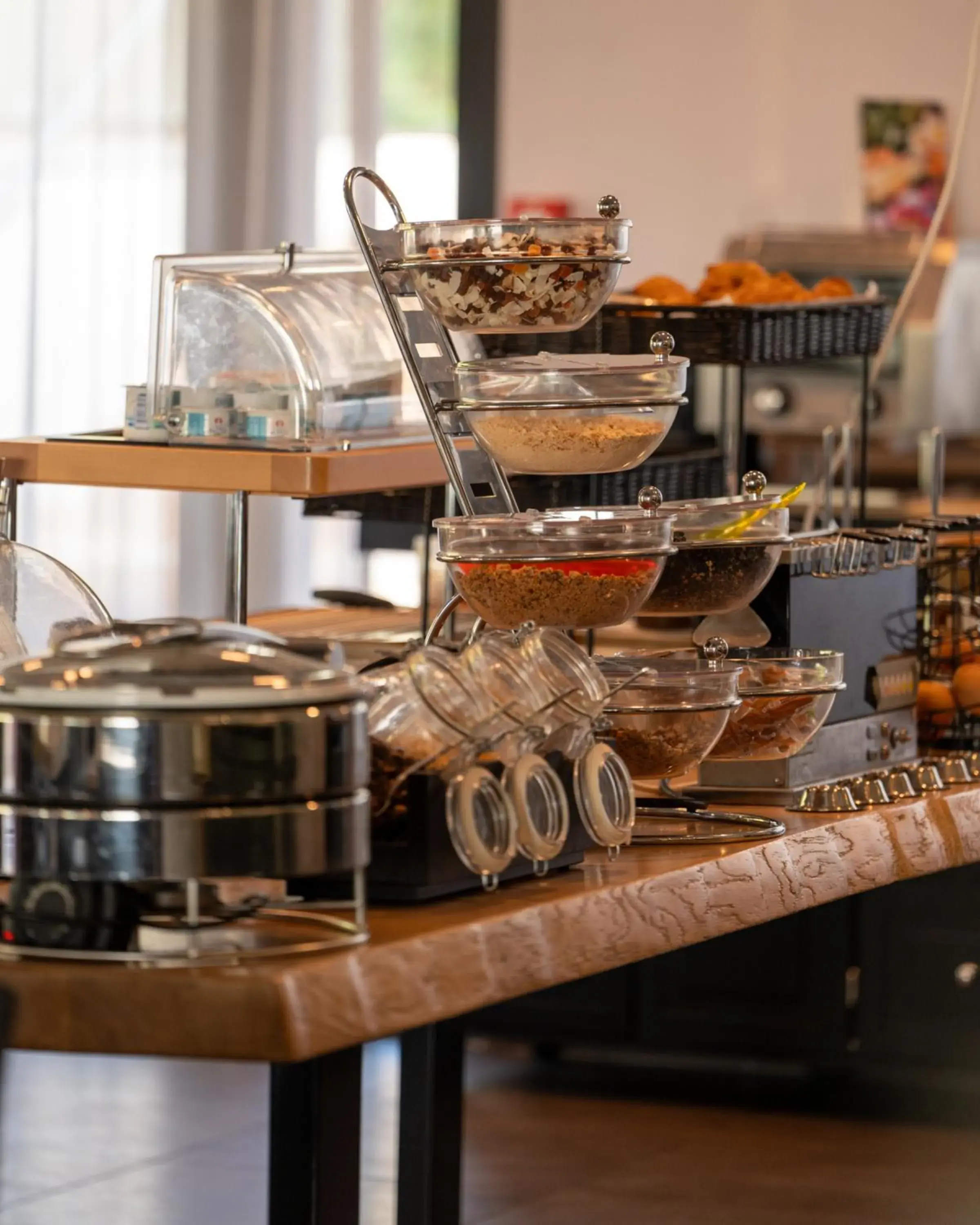 Buffet breakfast in Kyriad Lyon Sud Sainte Foy Buffet breakfast in Kyriad Lyon Sud Sainte Foy