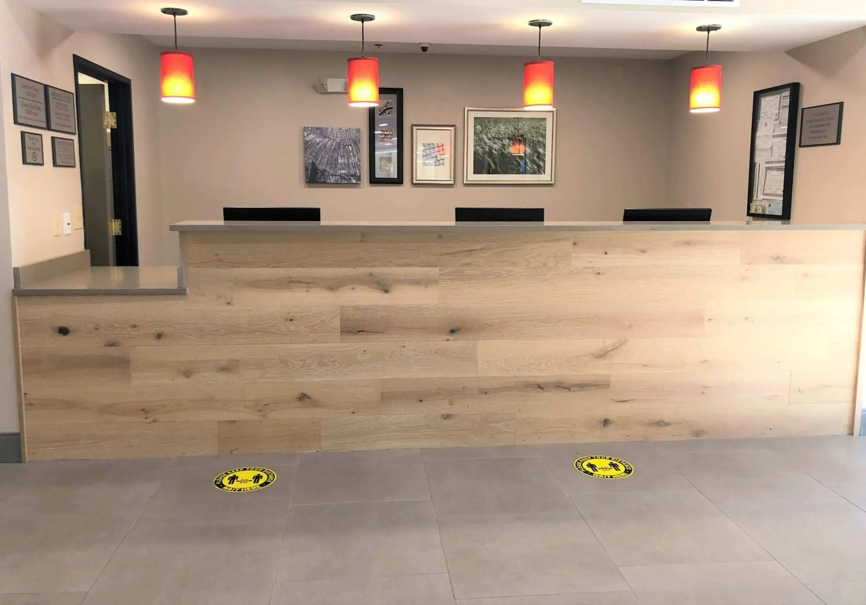 Property building in Country Inn & Suites by Radisson, Stone Mountain, GA Property building in Country Inn & Suites by Radisson, Stone Mountain, GA