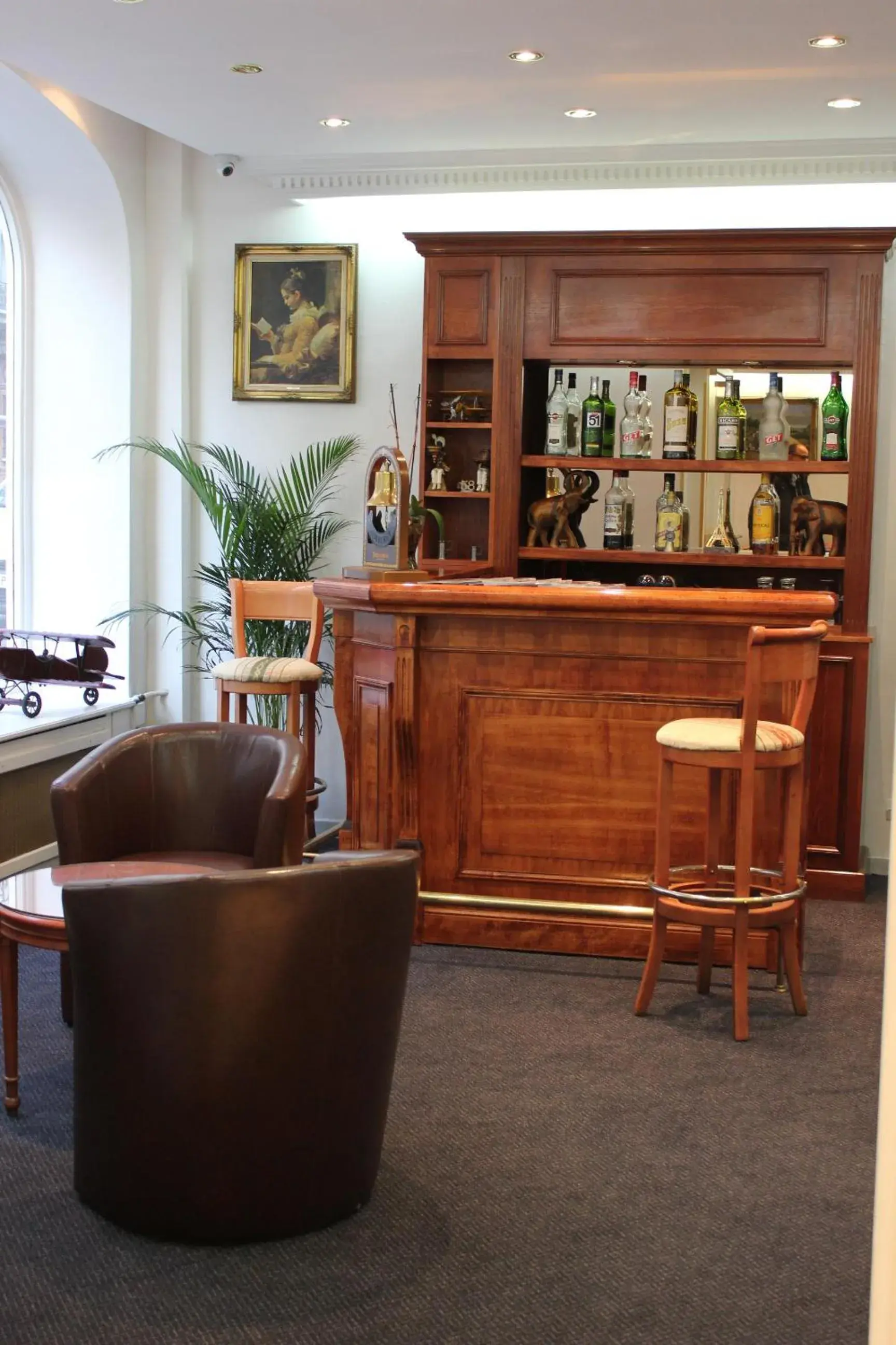 Lounge or bar in Metropol Lounge or bar in Metropol